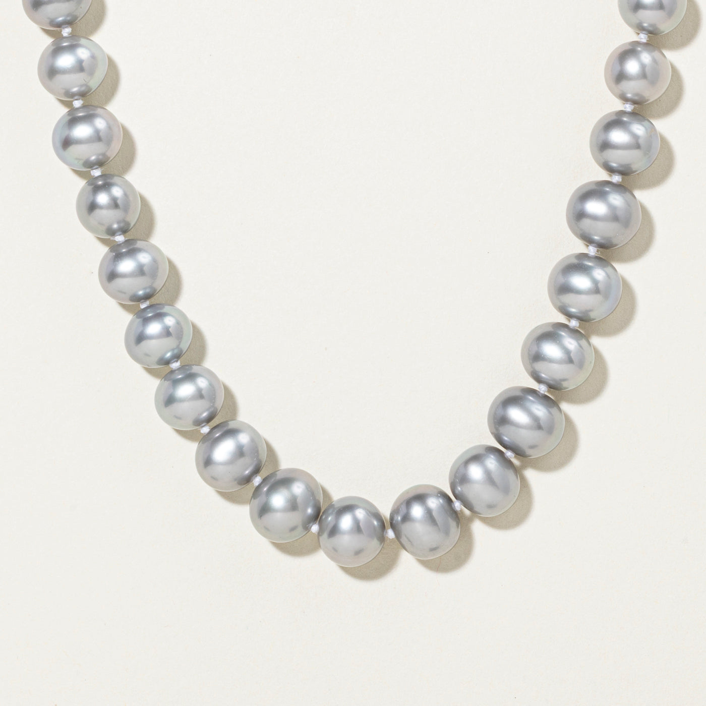 14k Grey Pearl Strand Necklace & Stud Earrings | 17"
