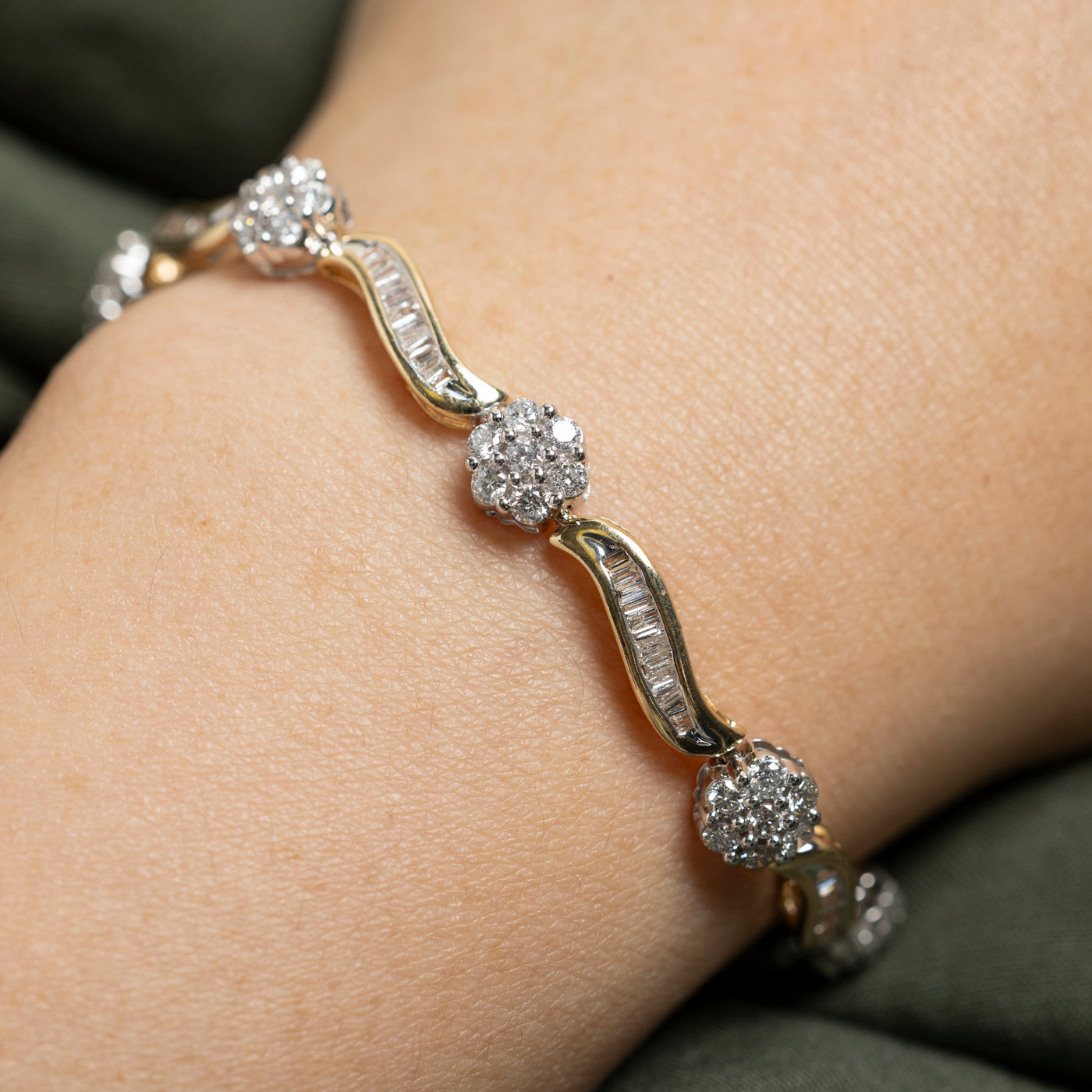 Diamond Cluster Tennis Bracelet | 2.71ctw | 7.5"