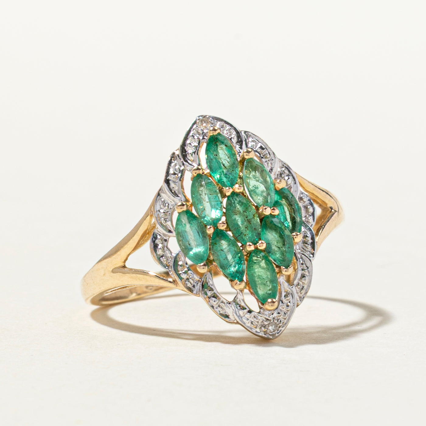 Bague cocktail émeraude et diamants | 0,59 ct, 0,02 ct | Taille 6