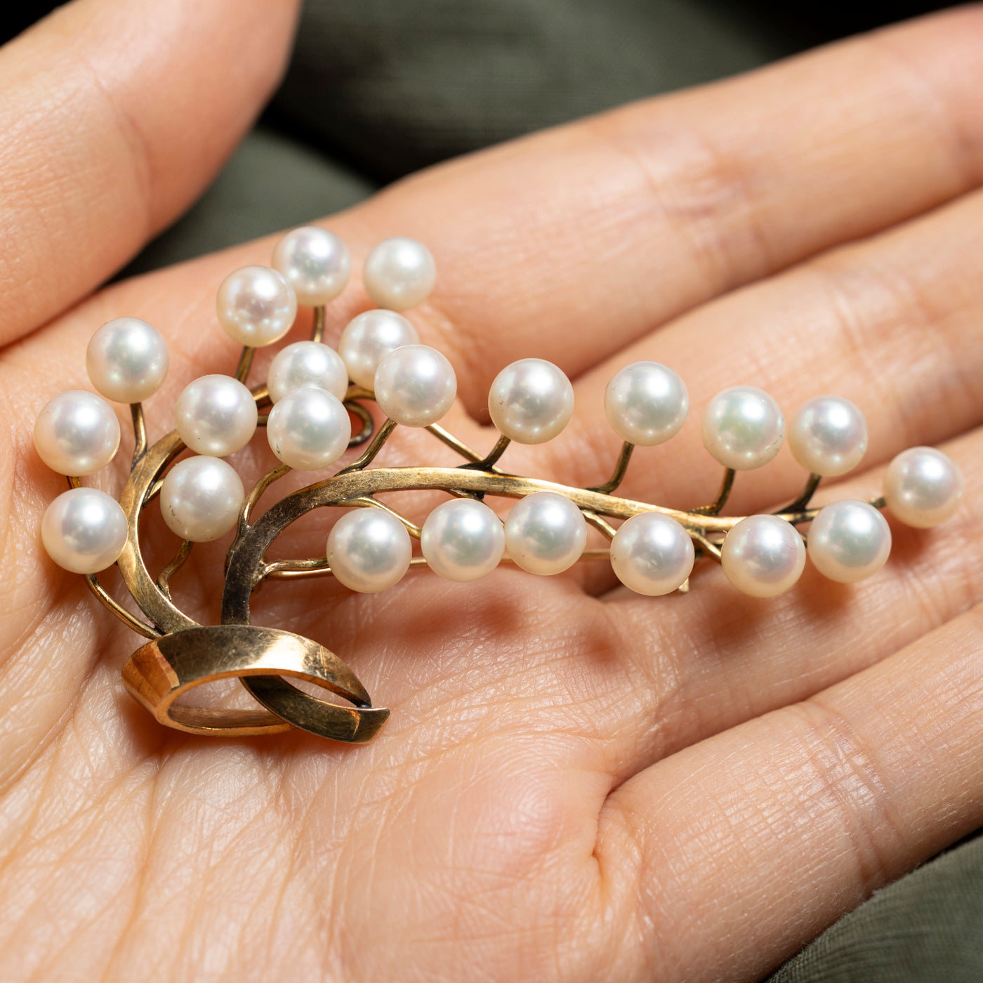 Cultured Pearls Brooch