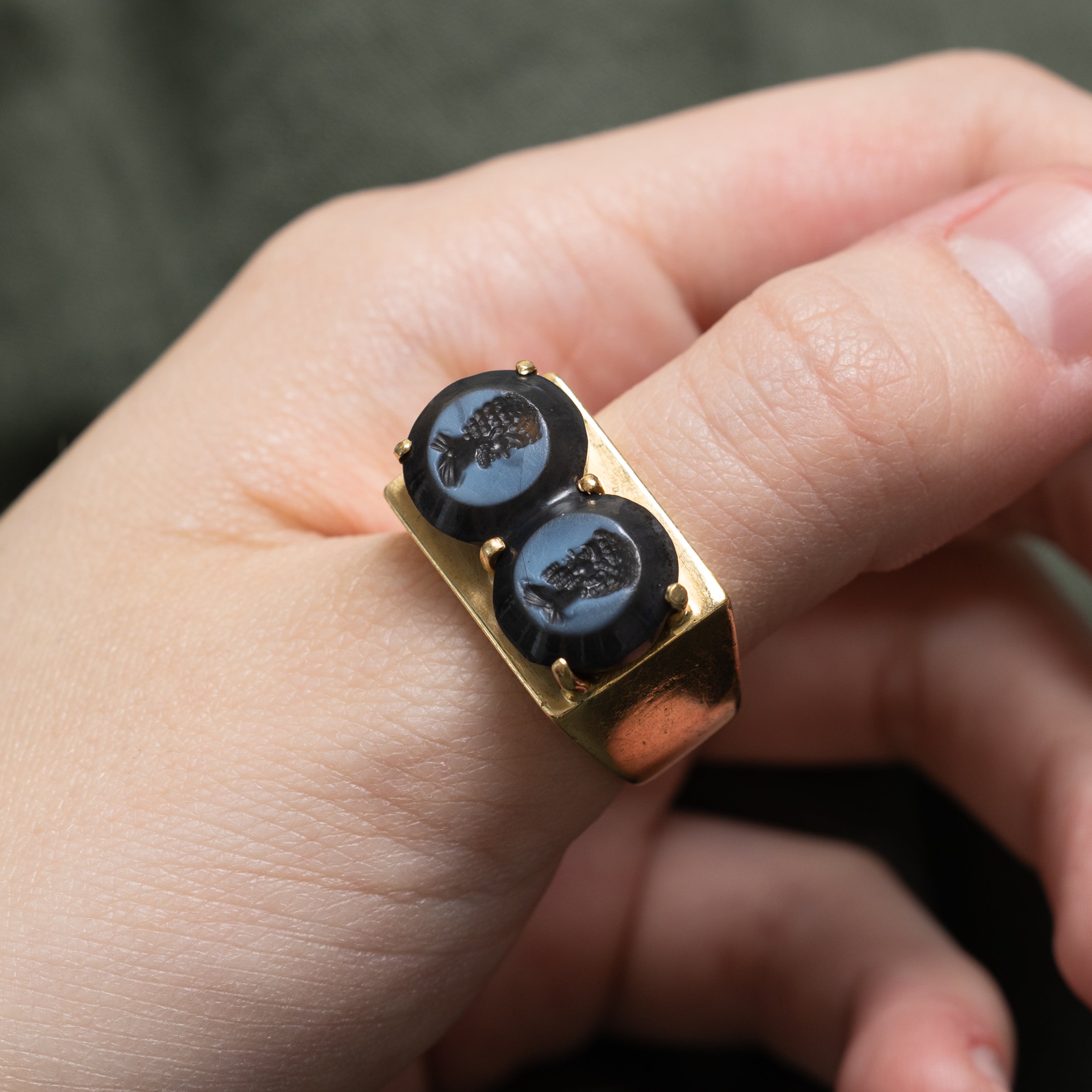 Carved Onyx Intaglio Ring | 12.00ctw | SZ 9.75