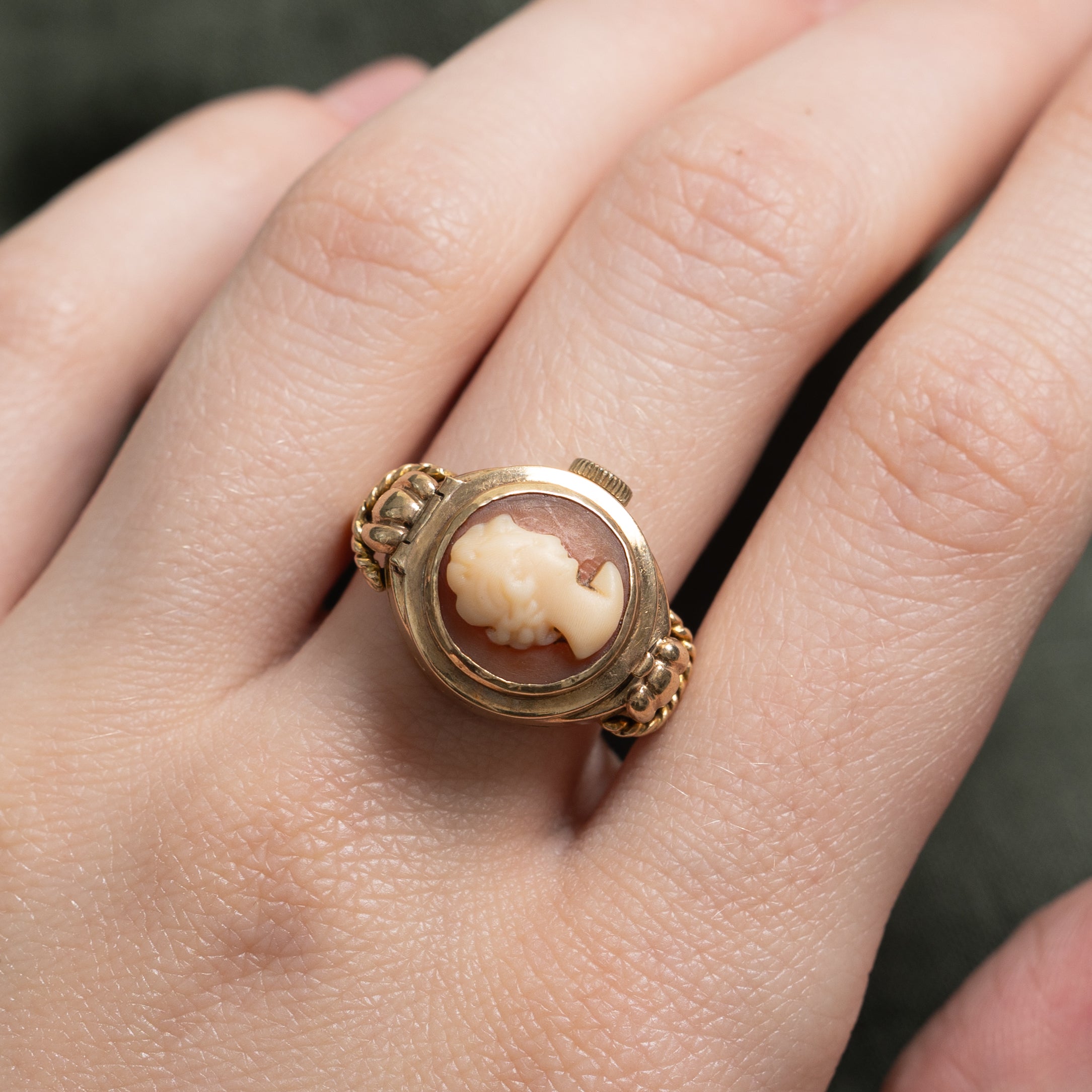 Antique 'Rotary' Shell Cameo Watch Ring | 3.00ct | SZ 5.5