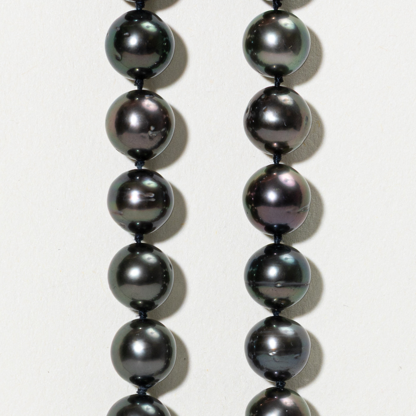 Black Pearl Strand Necklace | 18.5"