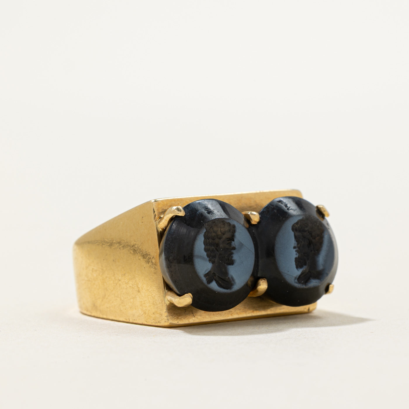 Carved Onyx Intaglio Ring | 12.00ctw | SZ 9.75