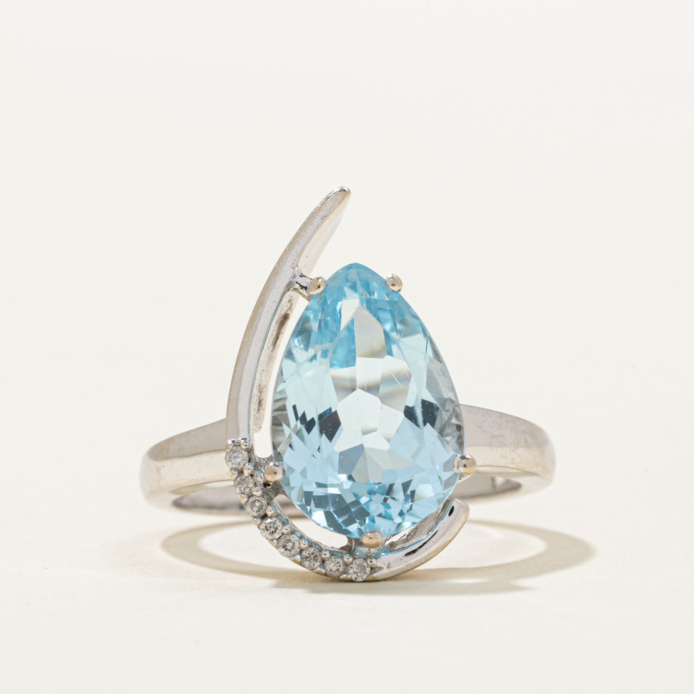 Blue Topaz & Diamond Cocktail Ring | 4.30ct, 0.04ctw | SZ 6.5