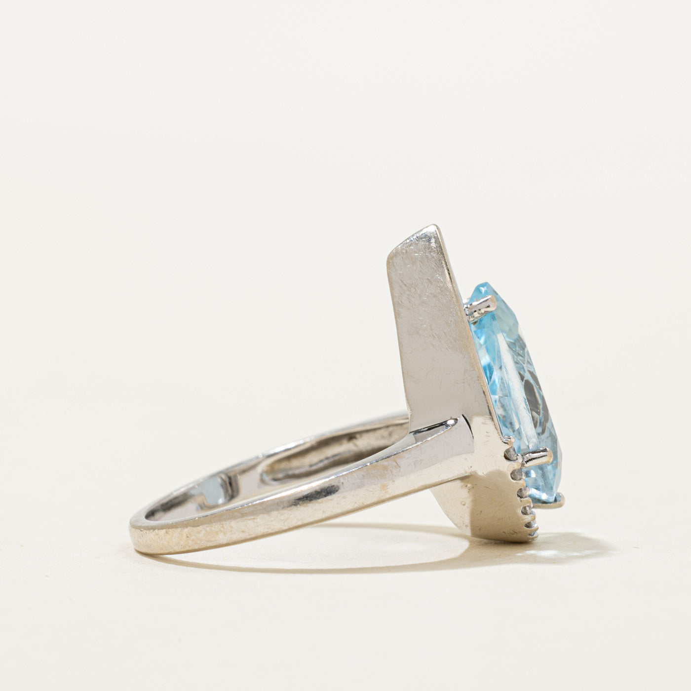 Blue Topaz & Diamond Cocktail Ring | 4.30ct, 0.04ctw | SZ 6.5