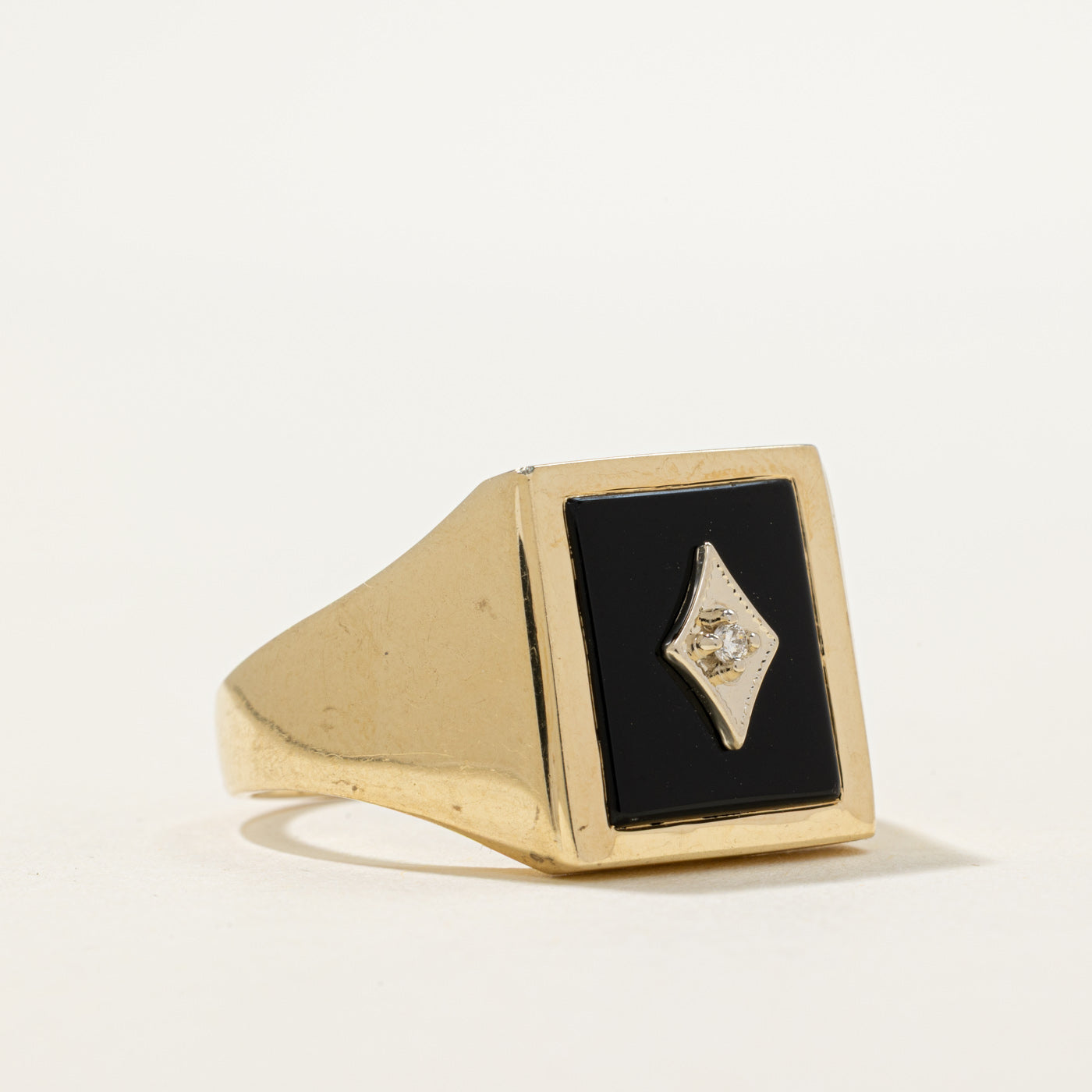 Onyx & Diamond Cocktail Ring | 2.50ct, 0.02ct | SZ 13.5