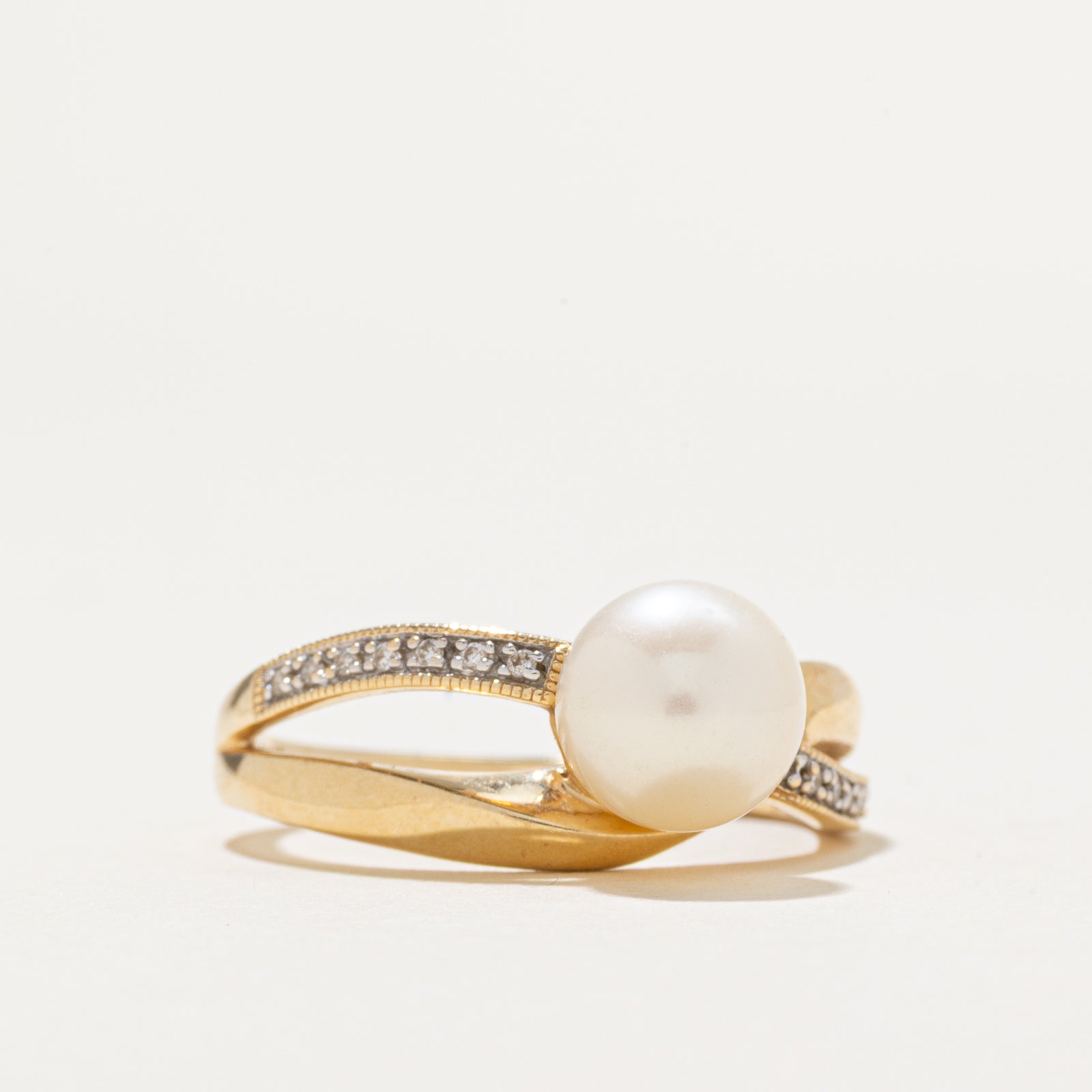 Pearl & Diamond Cross Over Ring | 0.07ctw | SZ 7.25