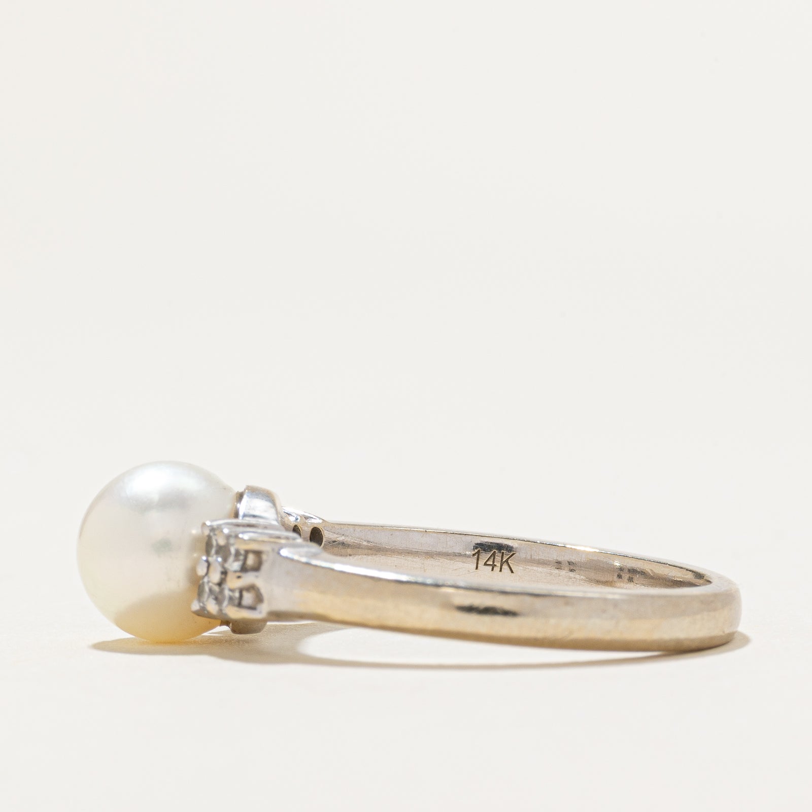 Pearl & Diamond Ring | 0.11ctw | SZ 7.5