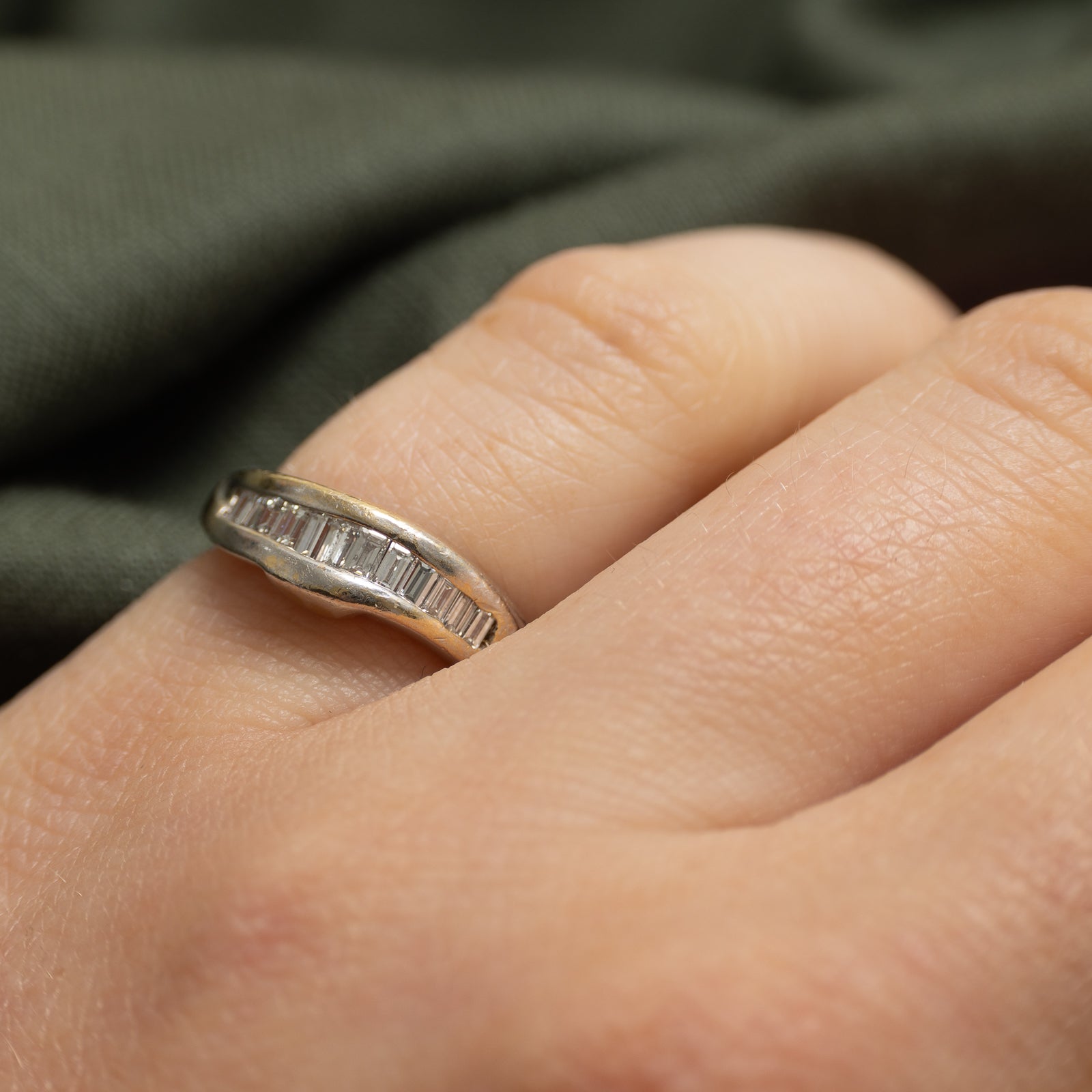Diamond Channel Set Wave Band | 0.20ctw | SZ 4.25