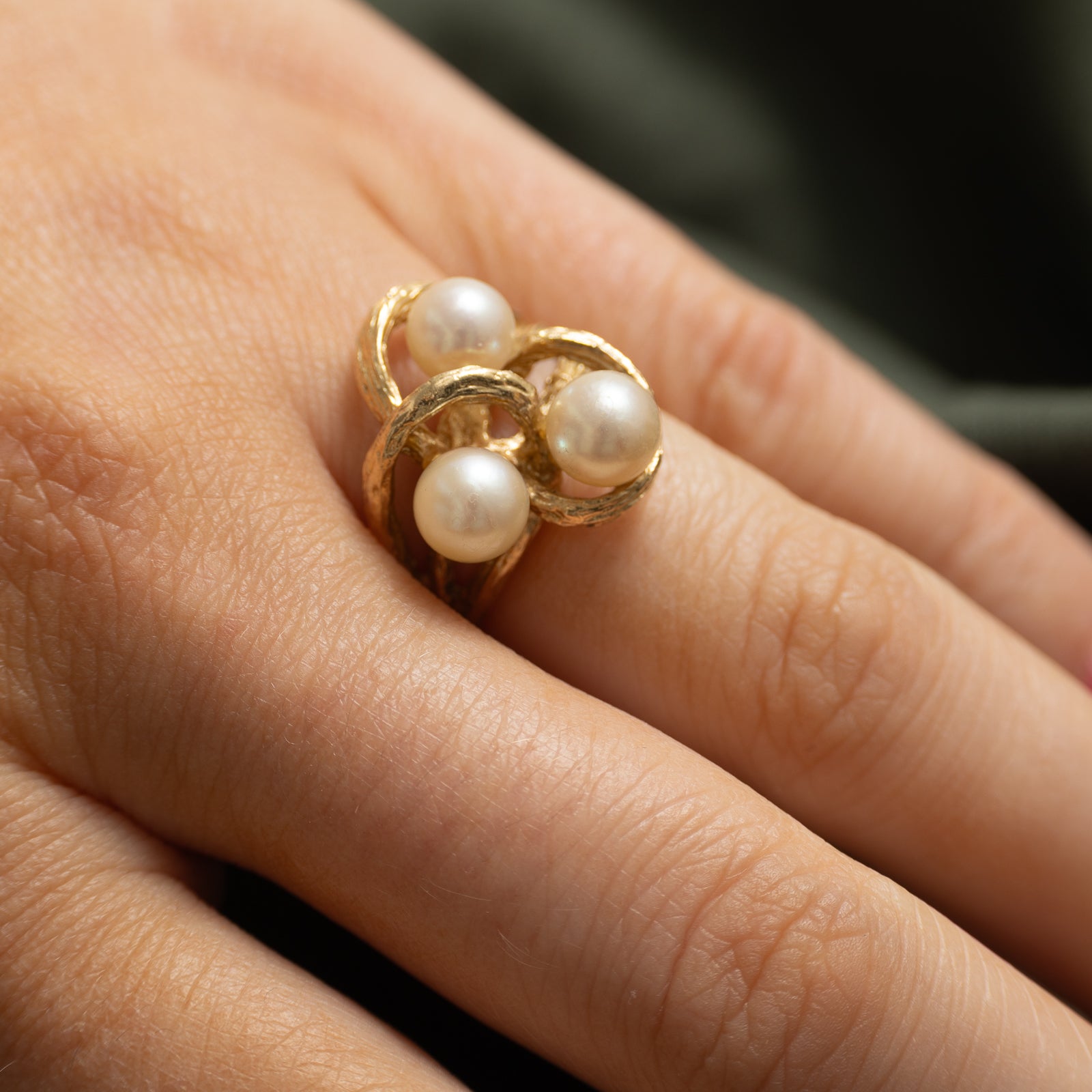 Three Stone Pearl Cocktail Ring | SZ 5.75