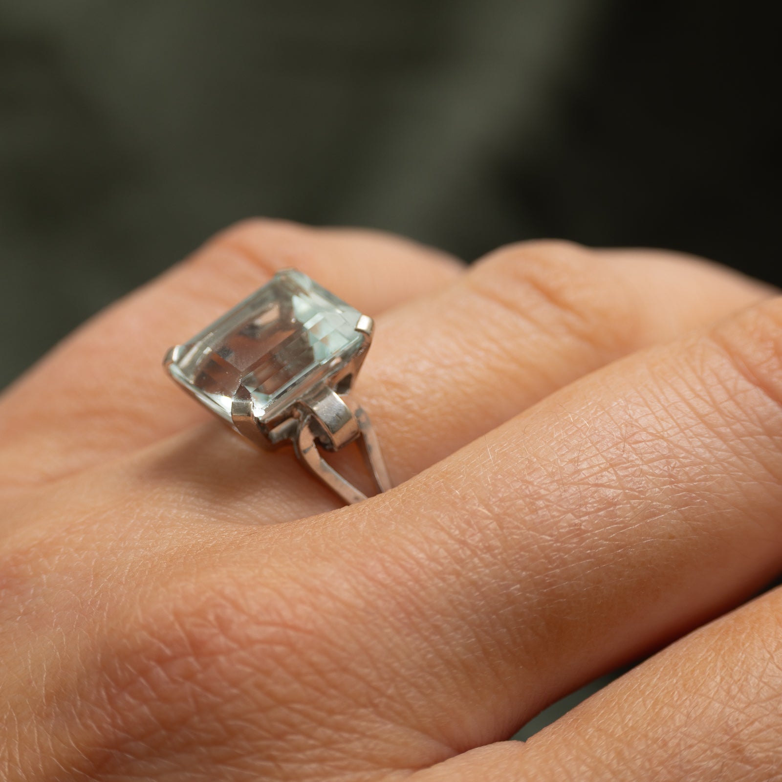 'Birks' Solitaire Aquamarine Cocktail Ring | 5.30ct | SZ 5.25