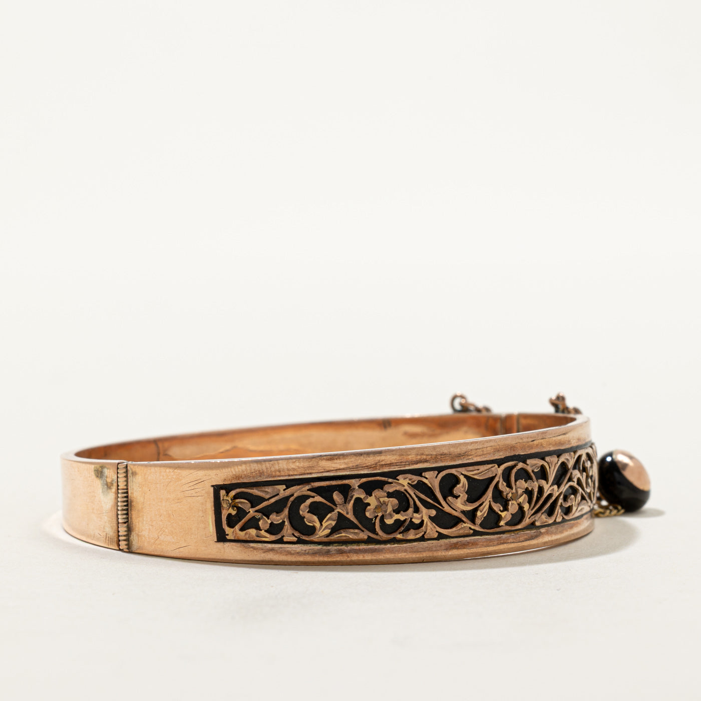 9k Rose Gold Floral Embossed Enamel Bangle | 7.5"