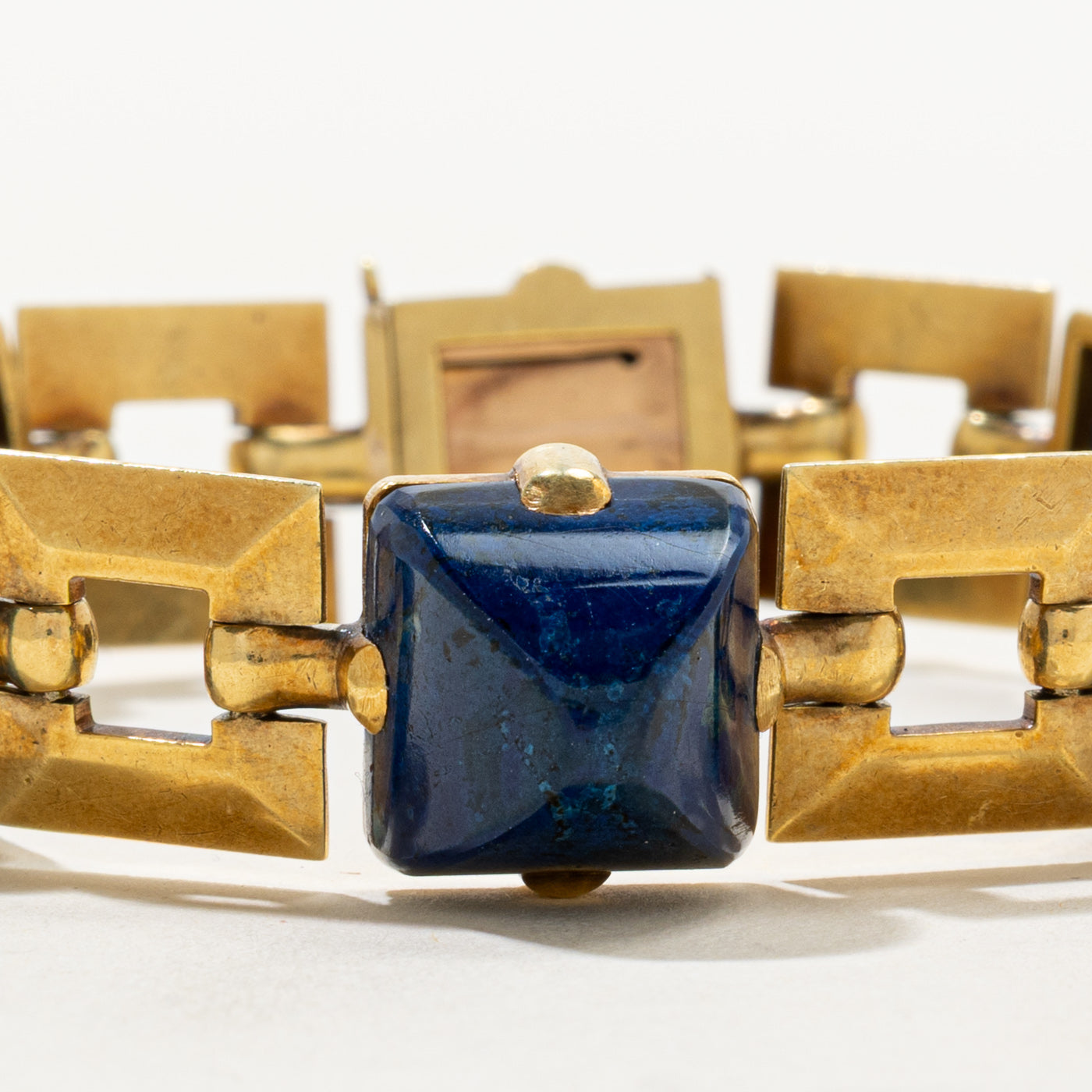 Sugarloaf Cabochon Agate Bracelet | 112.80ctw | 7.5"