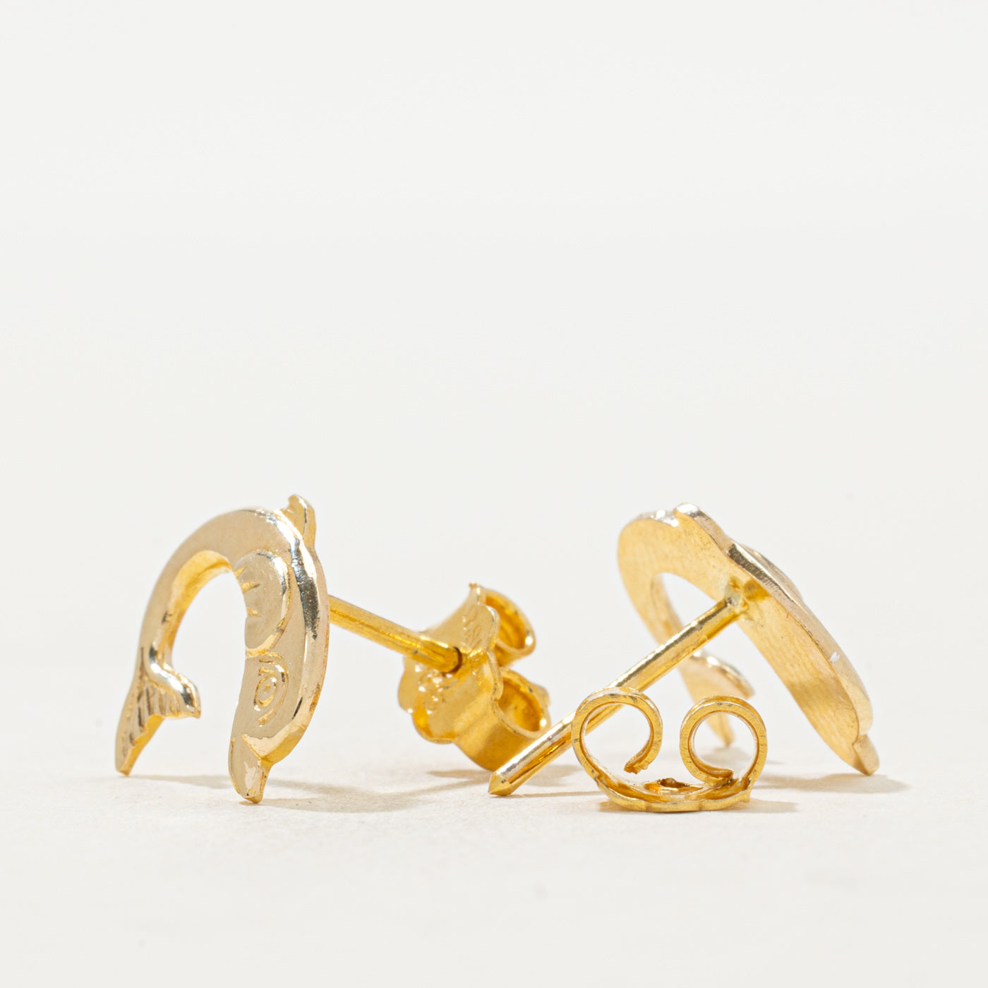 14k Yellow Gold Dolphin Stud Earrings