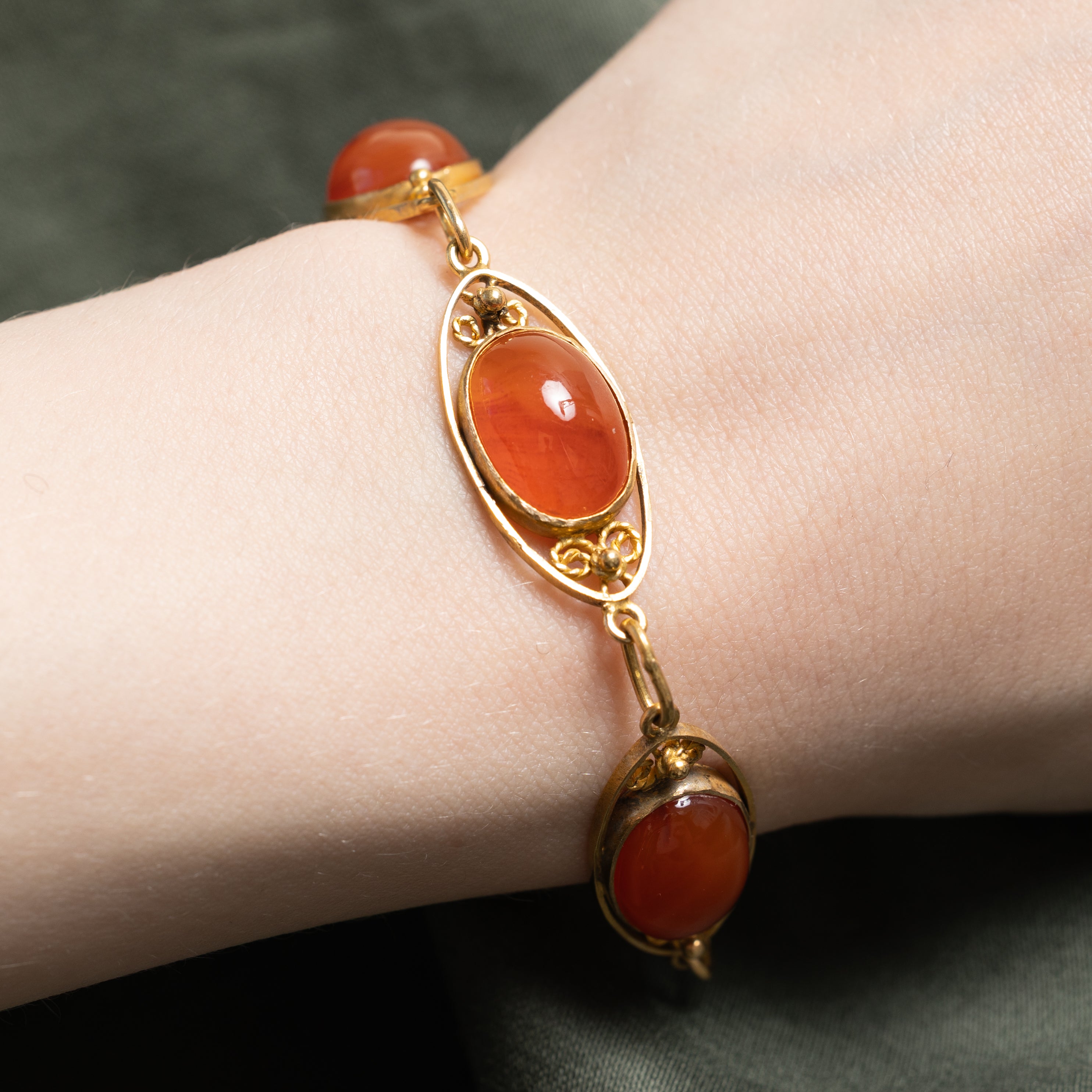Oval Cabochon Carnelian Bracelet | 36.00ctw | 7.5"