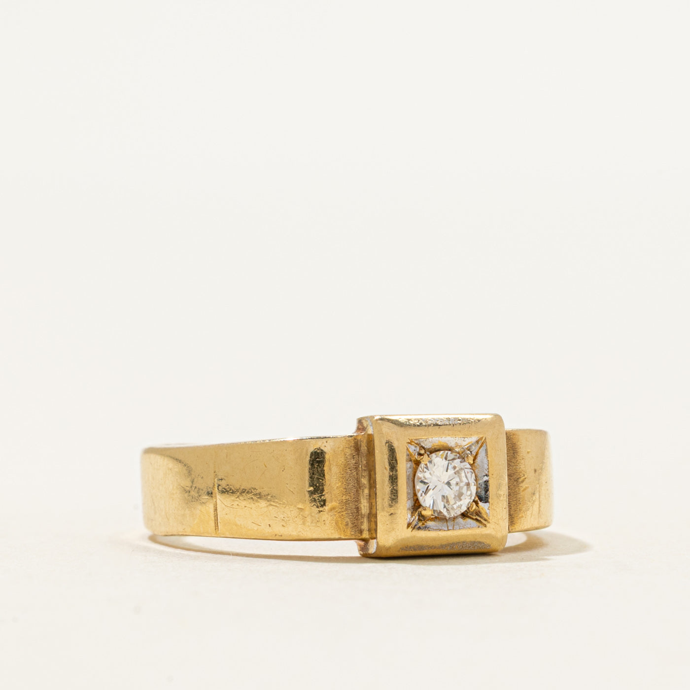 18k Solitaire Diamond Square Ring | 0.12ct | SZ 6.75