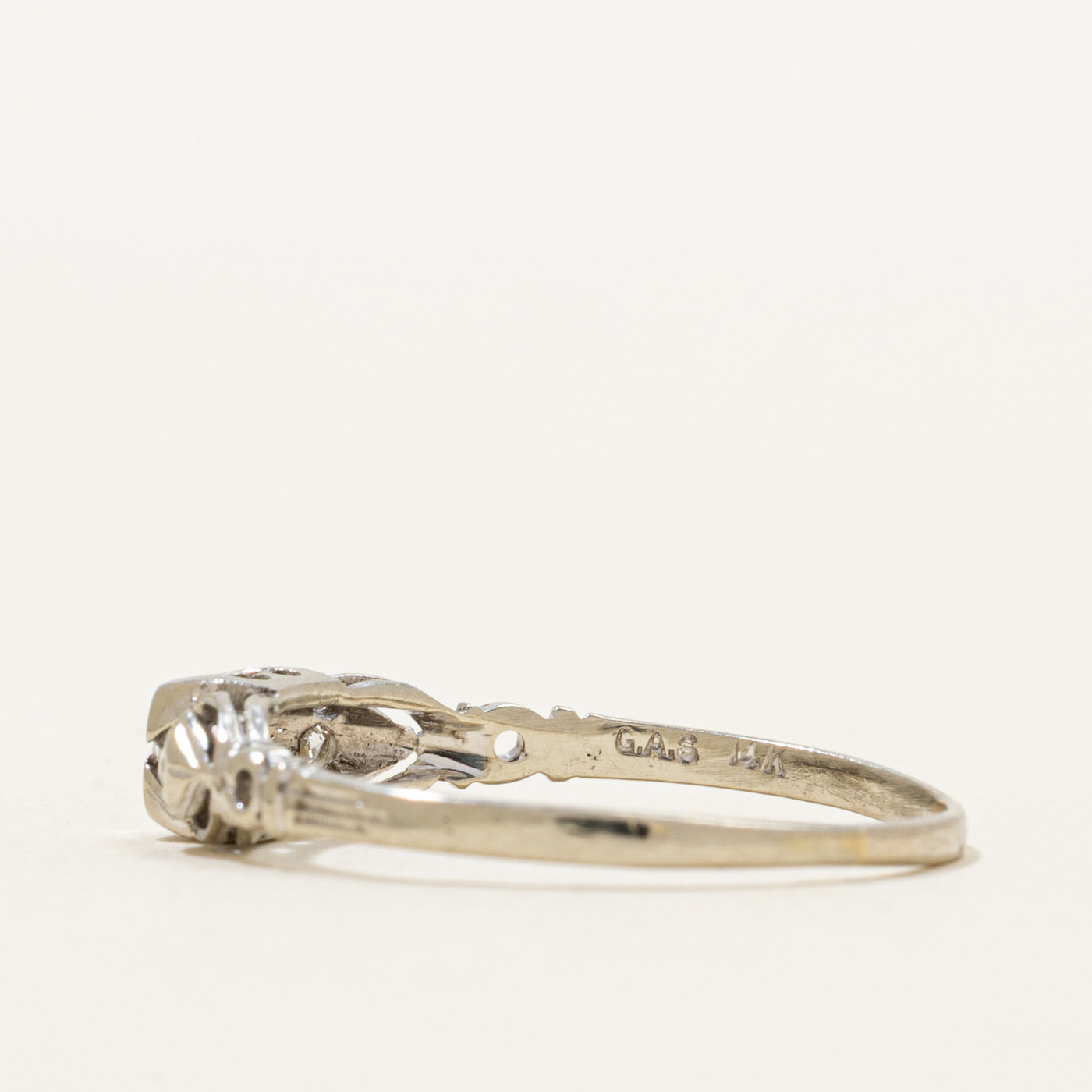Diamond Engraved Ornate Ring | 0.10ctw | SZ 9