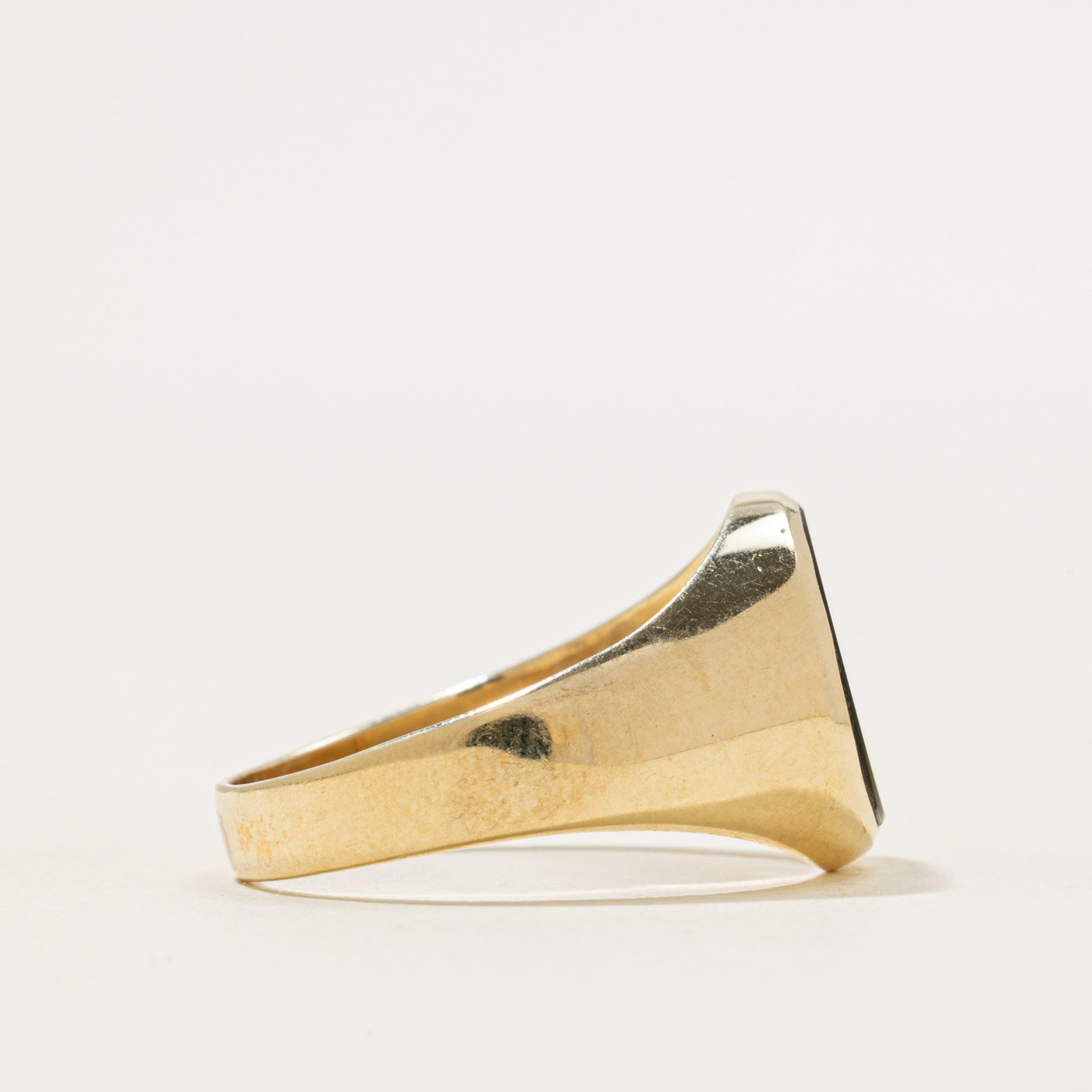 Bezel Set Cabochon Onyx Signet Ring | 1.70ct | SZ 9.75