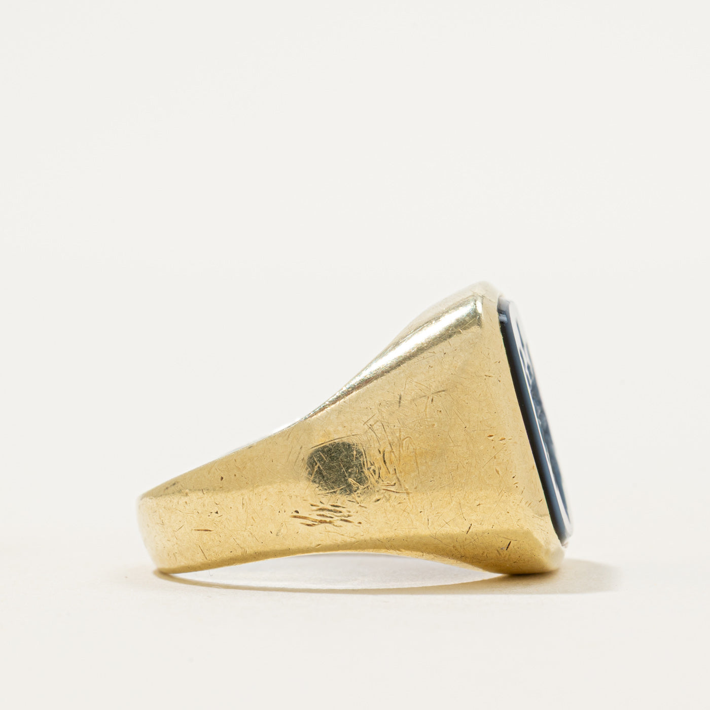Bezel Set Sardonyx Intaglio Signet Ring | 7.50ct | SZ 8.75