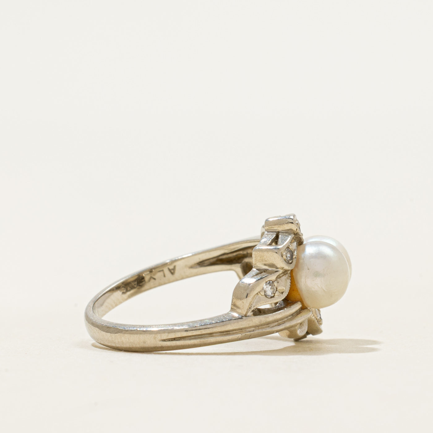 'Orange Blossom' Toi et Moi Pearl & Diamond Leafy Ring | 0.06ctw | SZ 4