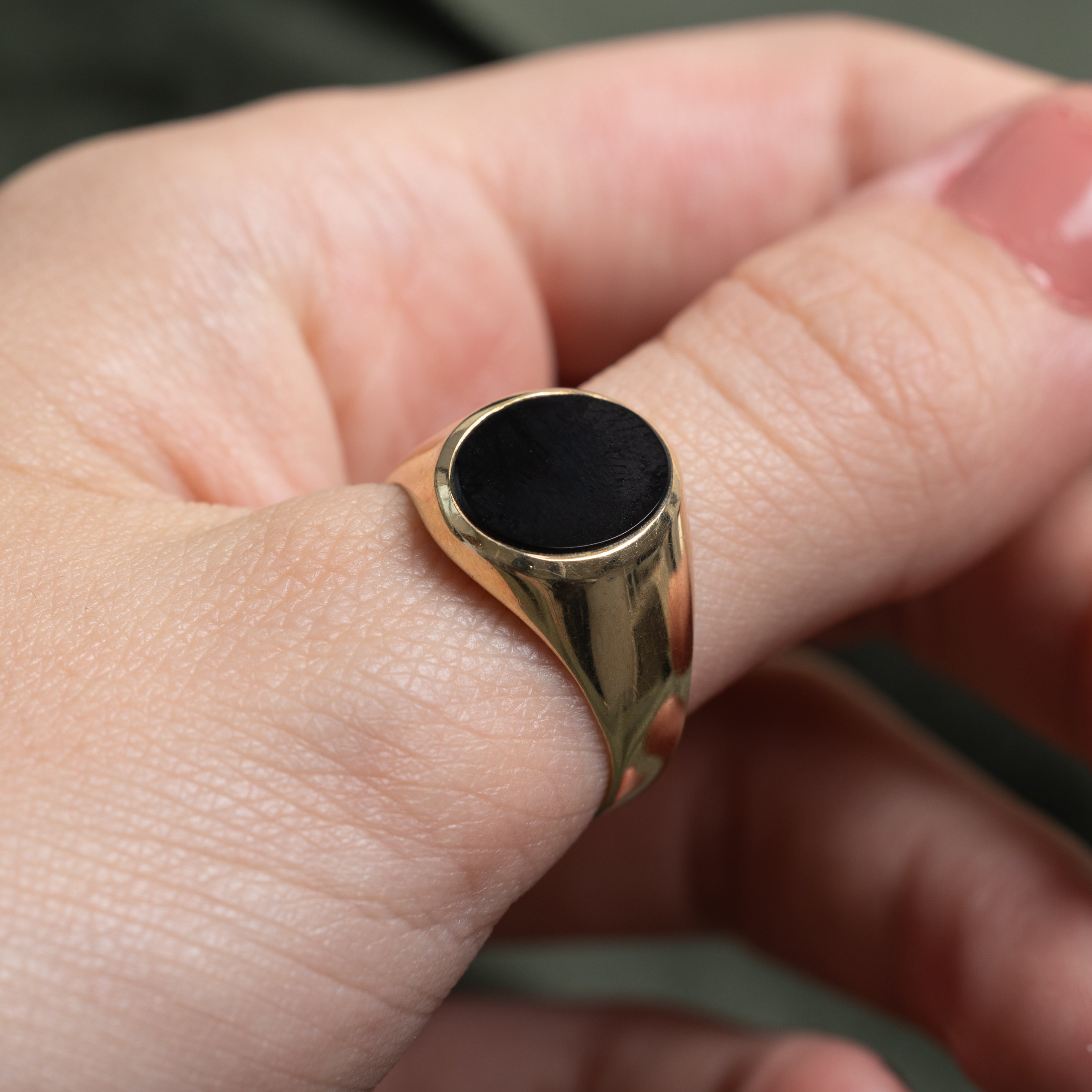 Bezel Set Cabochon Onyx Signet Ring | 1.70ct | SZ 9.75