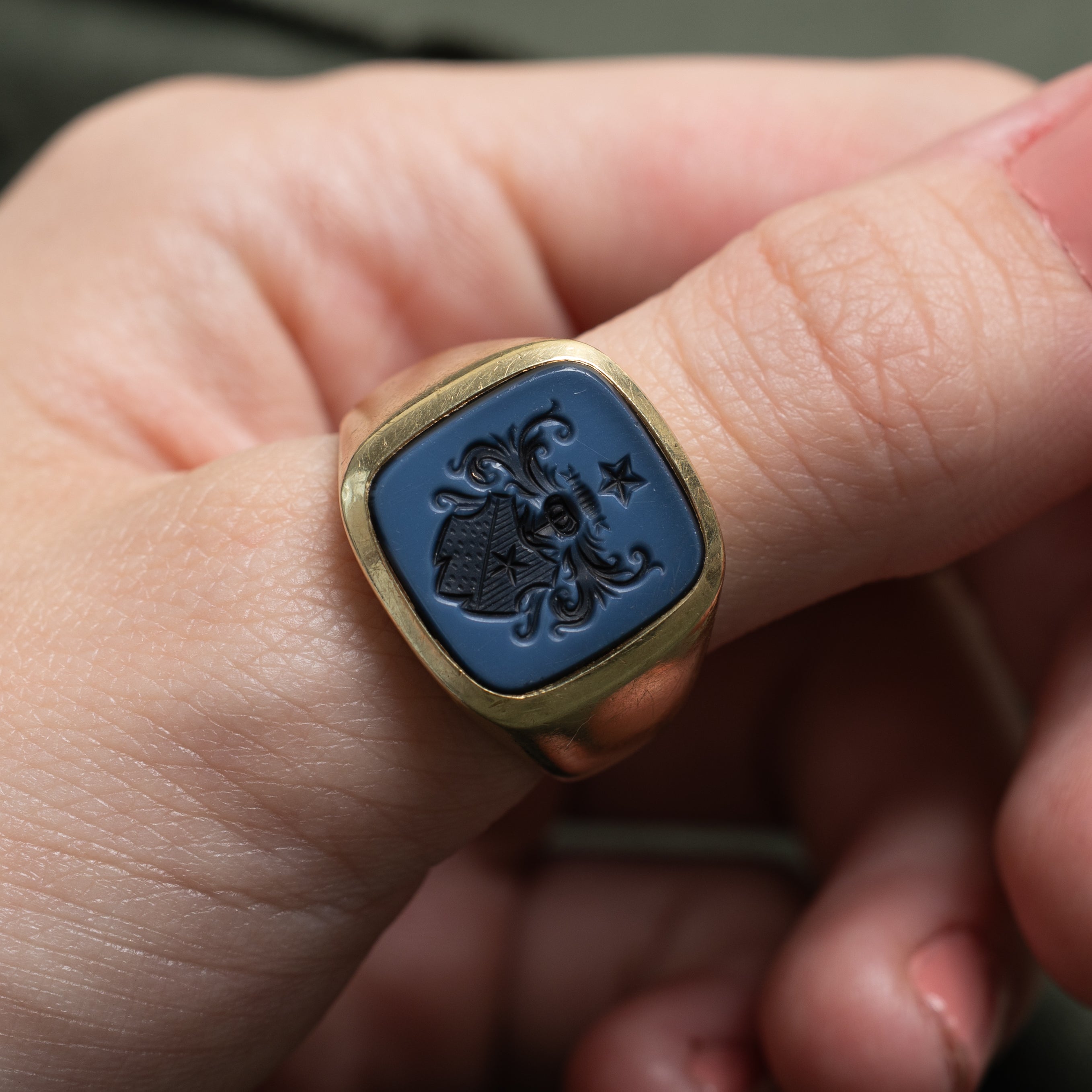 Bezel Set Sardonyx Intaglio Signet Ring | 7.50ct | SZ 8.75