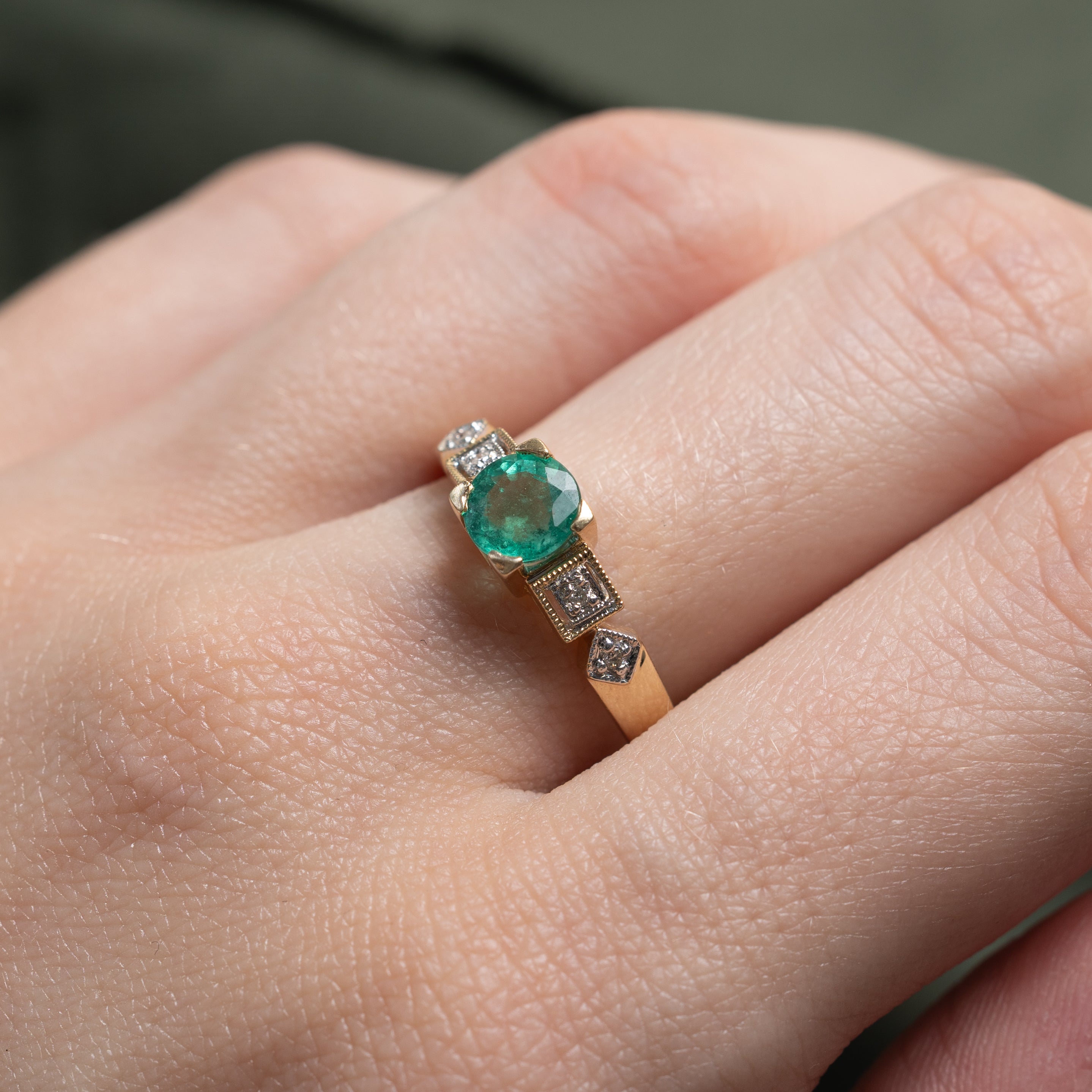 Round Cut Emerald & Diamond Ring | 0.58ct, 0.02ctw | SZ 7.75