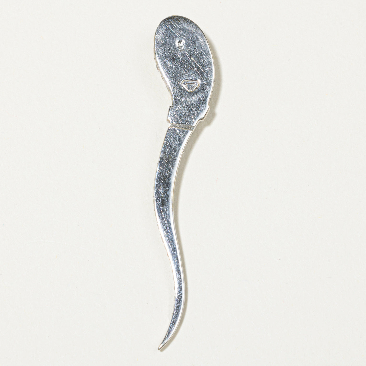Pendentif Têtard en or blanc, diamants et saphirs | 2,10 ct au total, 0,06 ct