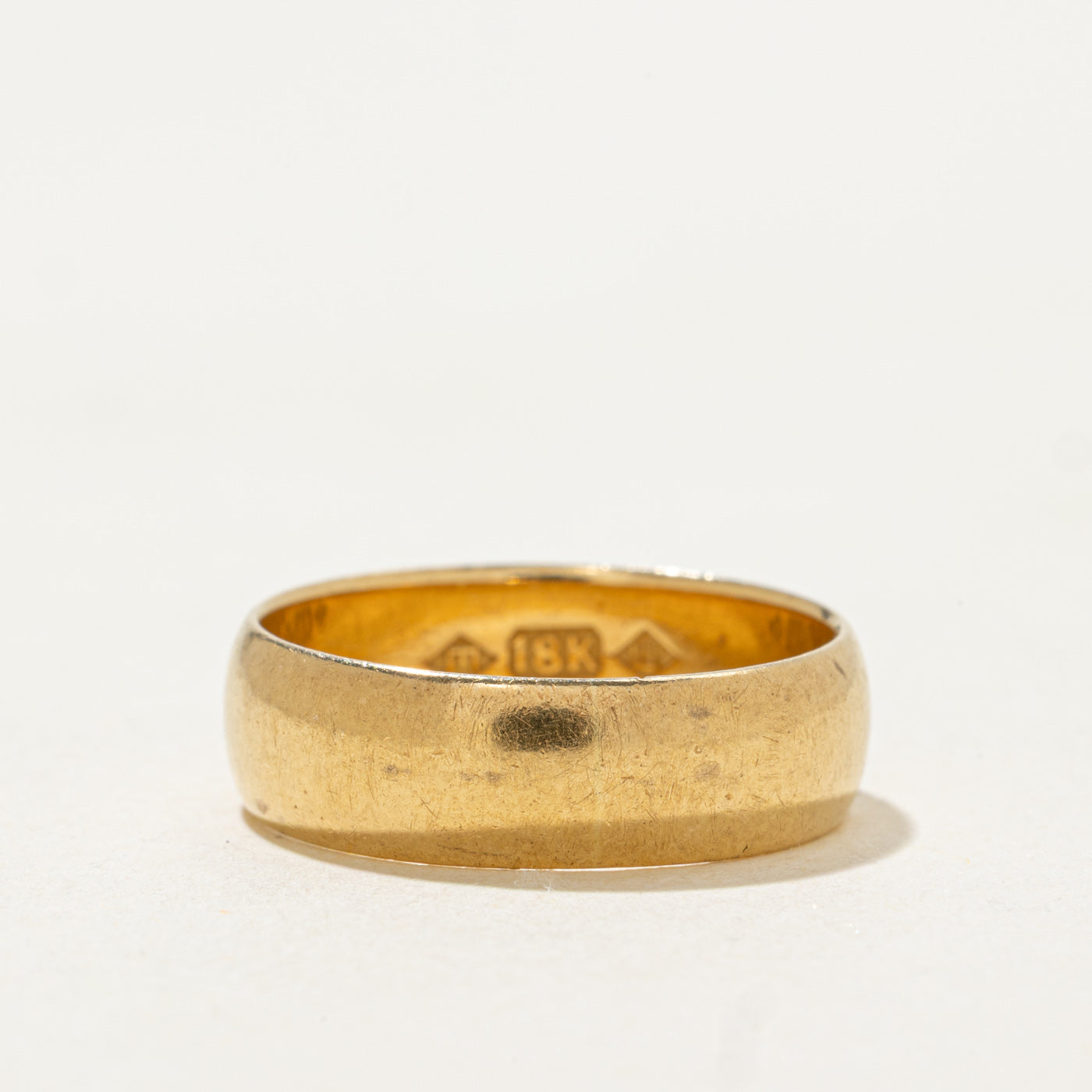 18k Yellow Gold Band | 5.70mm | SZ 6.25