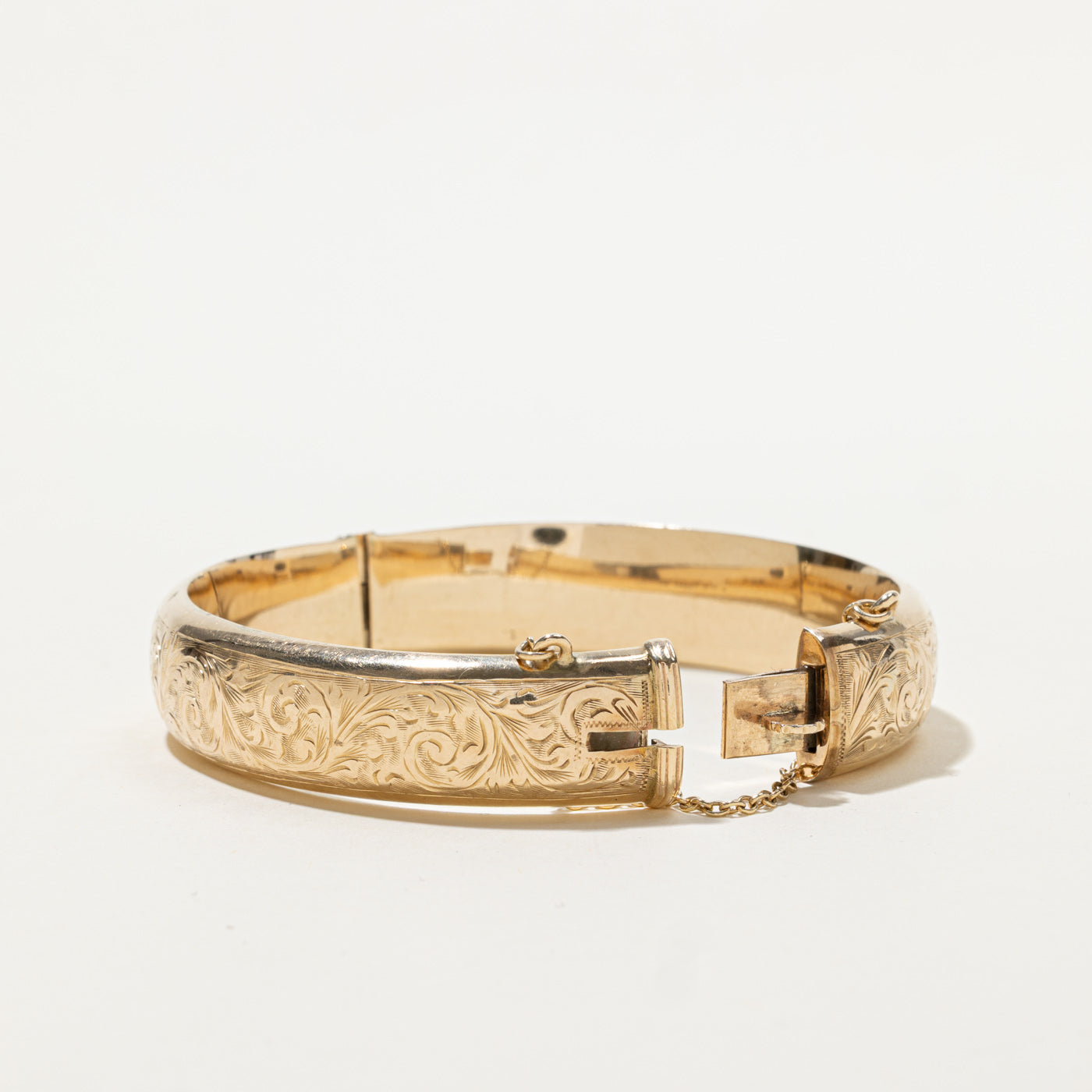 1976 Birmingham 9k Yellow Gold Scrollwork Engraved Cuff | 7"