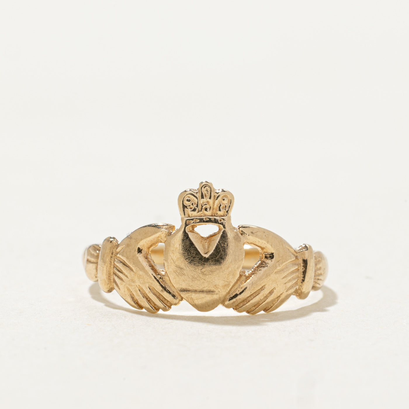 Birmingham 9k Yellow Gold Claddagh Ring | SZ 4.0