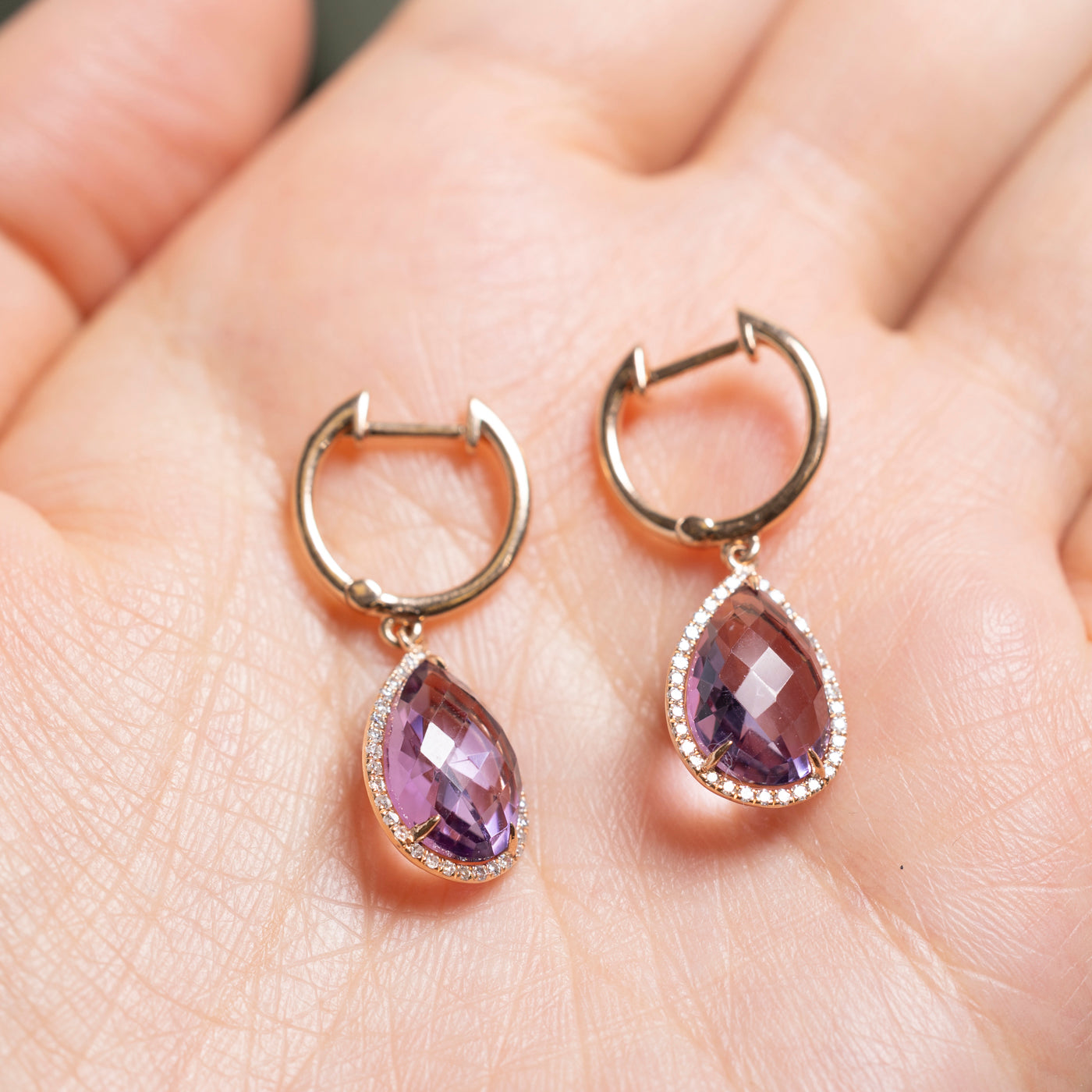 Boucles d'oreilles pendantes « Effy » serties pavé d'améthystes et de diamants | 3,82 ct au total, 0,28 ct au total