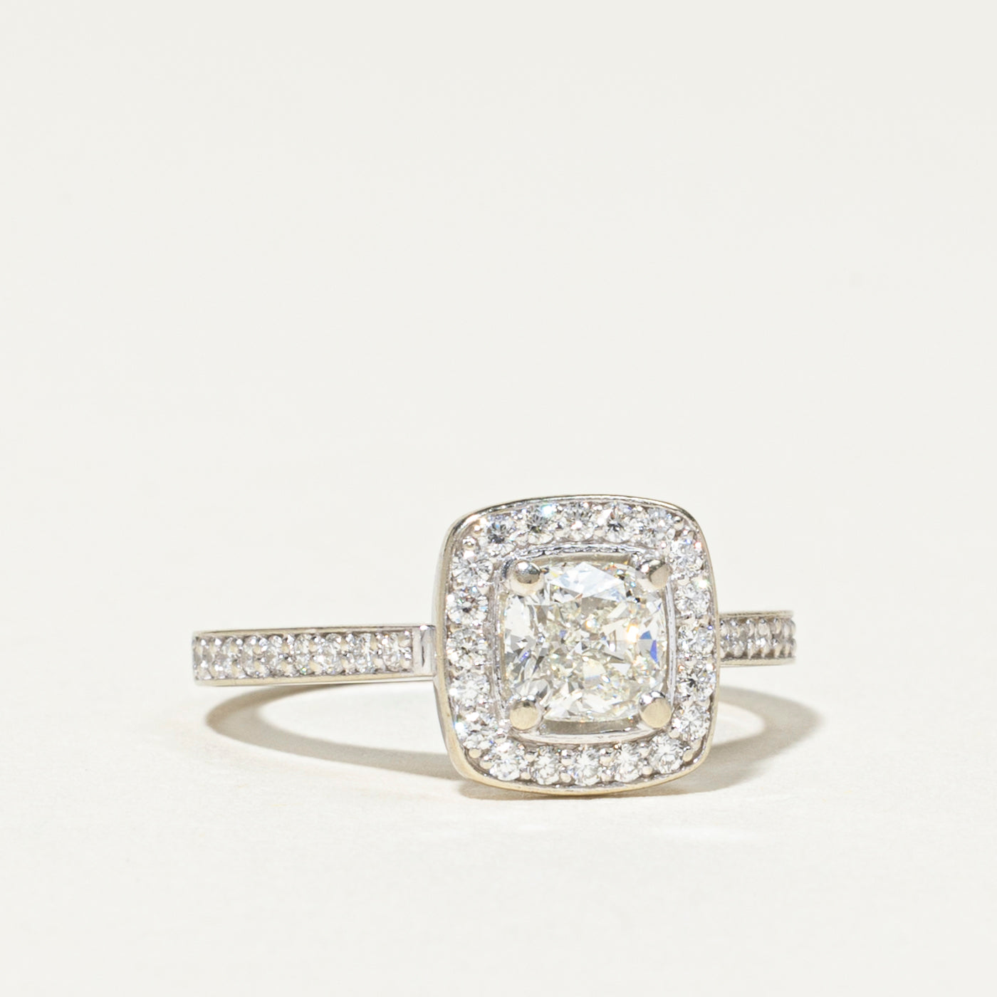 18k Cushion Cut Diamond Halo Engagement Ring | 1.00ct SI1 G/H, 0.38ctw | SZ 6.25