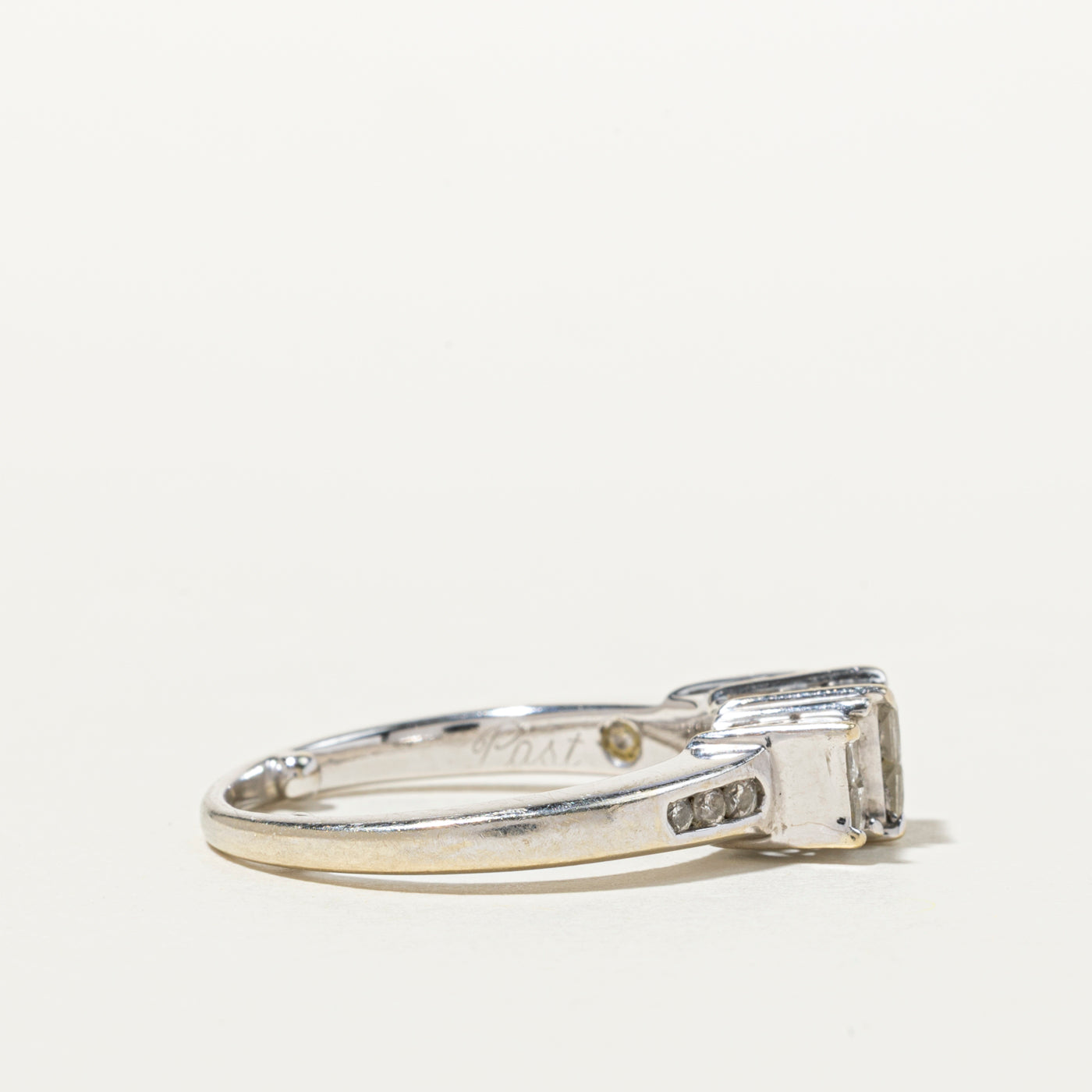 Illusion Set Princess Cut Diamond Ring | 0.94ctw | SZ 7.5