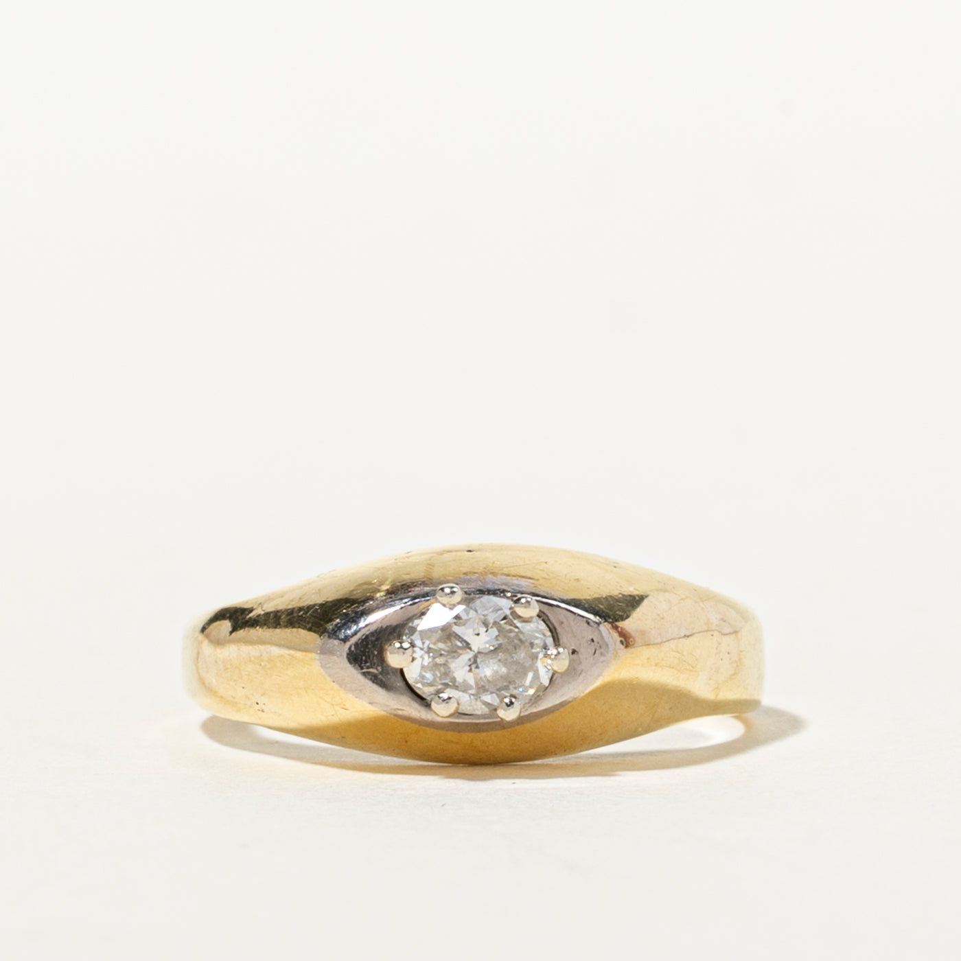 East West Oval Cut Diamond Petite Ring | 0.21ct | SZ 3.75