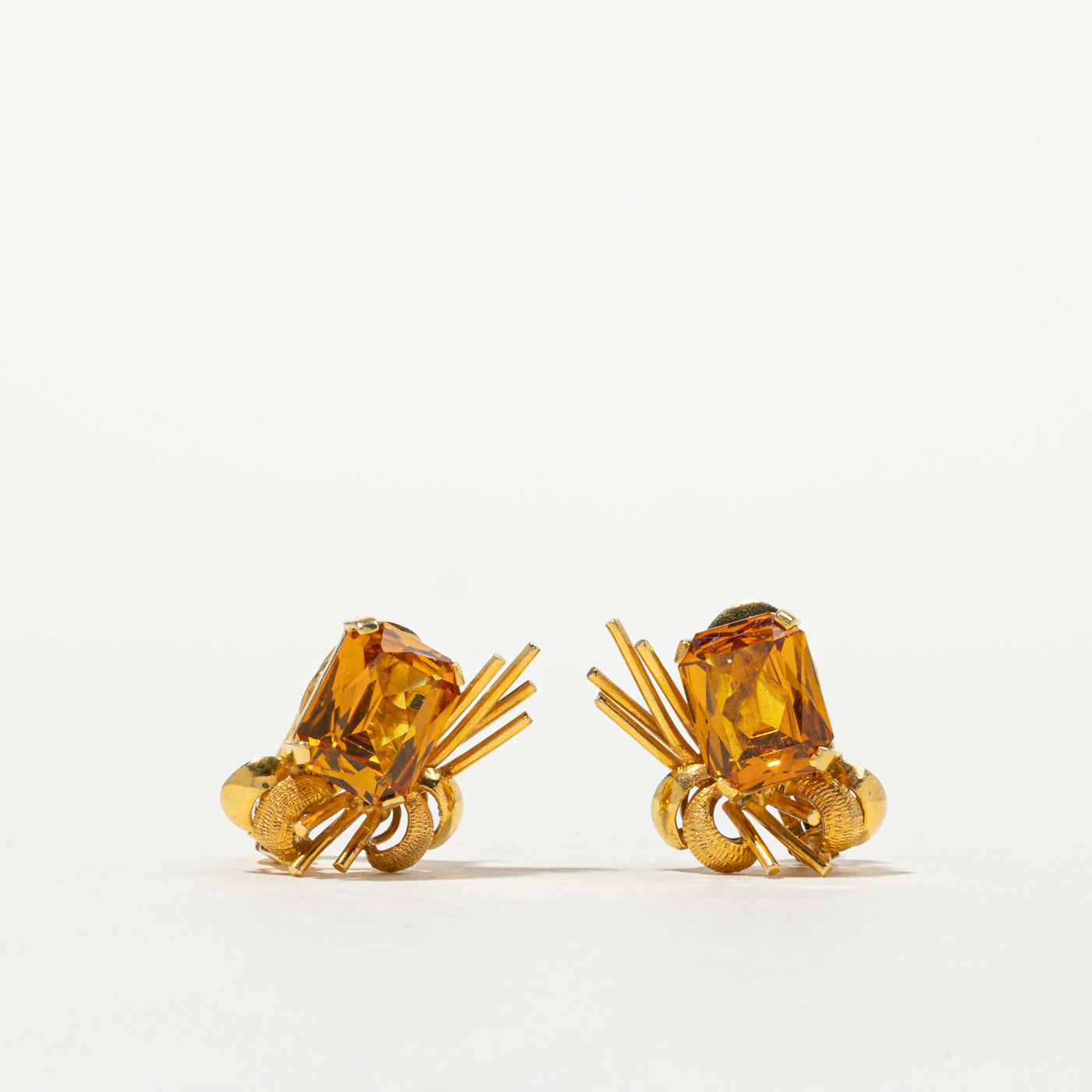 18k Brownish Orange Sapphire Stud Earring | 7.00ctw