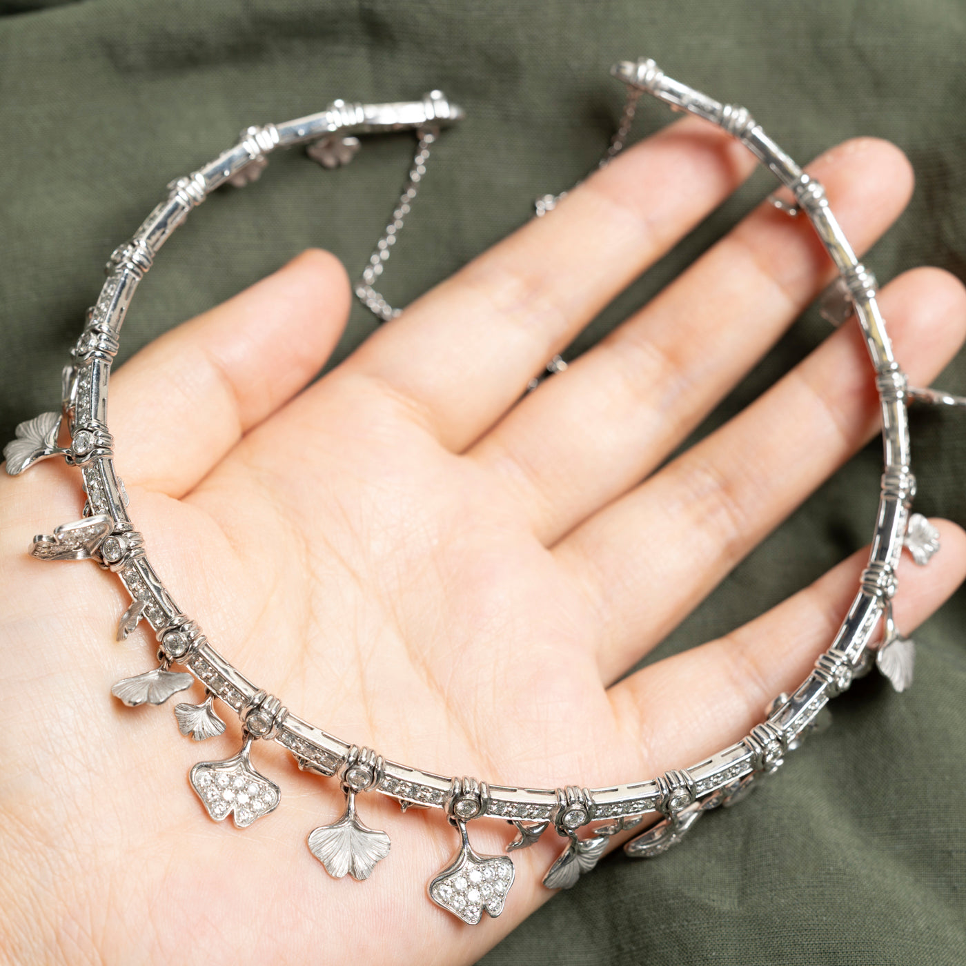 18k Gold Foliate Motif Diamond Collar Necklace | 6.49ctw