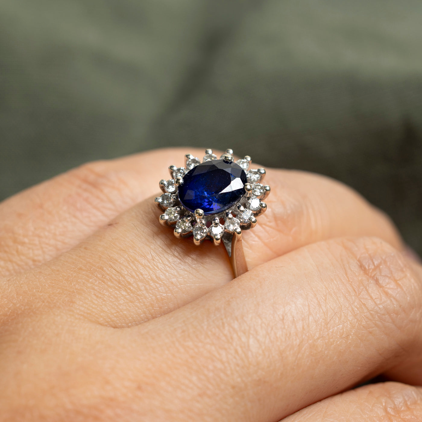 Oval Cut Sapphire & Diamond Petal Ring | 2.80ct, 0.50ctw | SZ 5.5