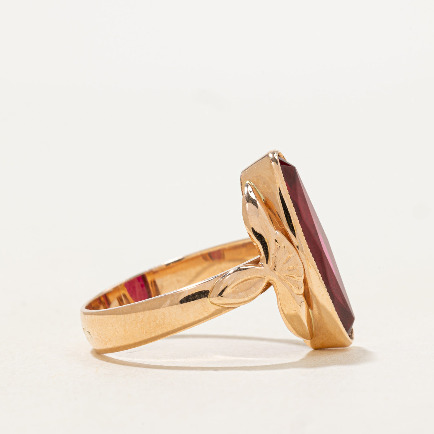 Bezel-set Synthetic Ruby ring with Soviet Hallmarks | 3.93ct | SZ 8.0 |