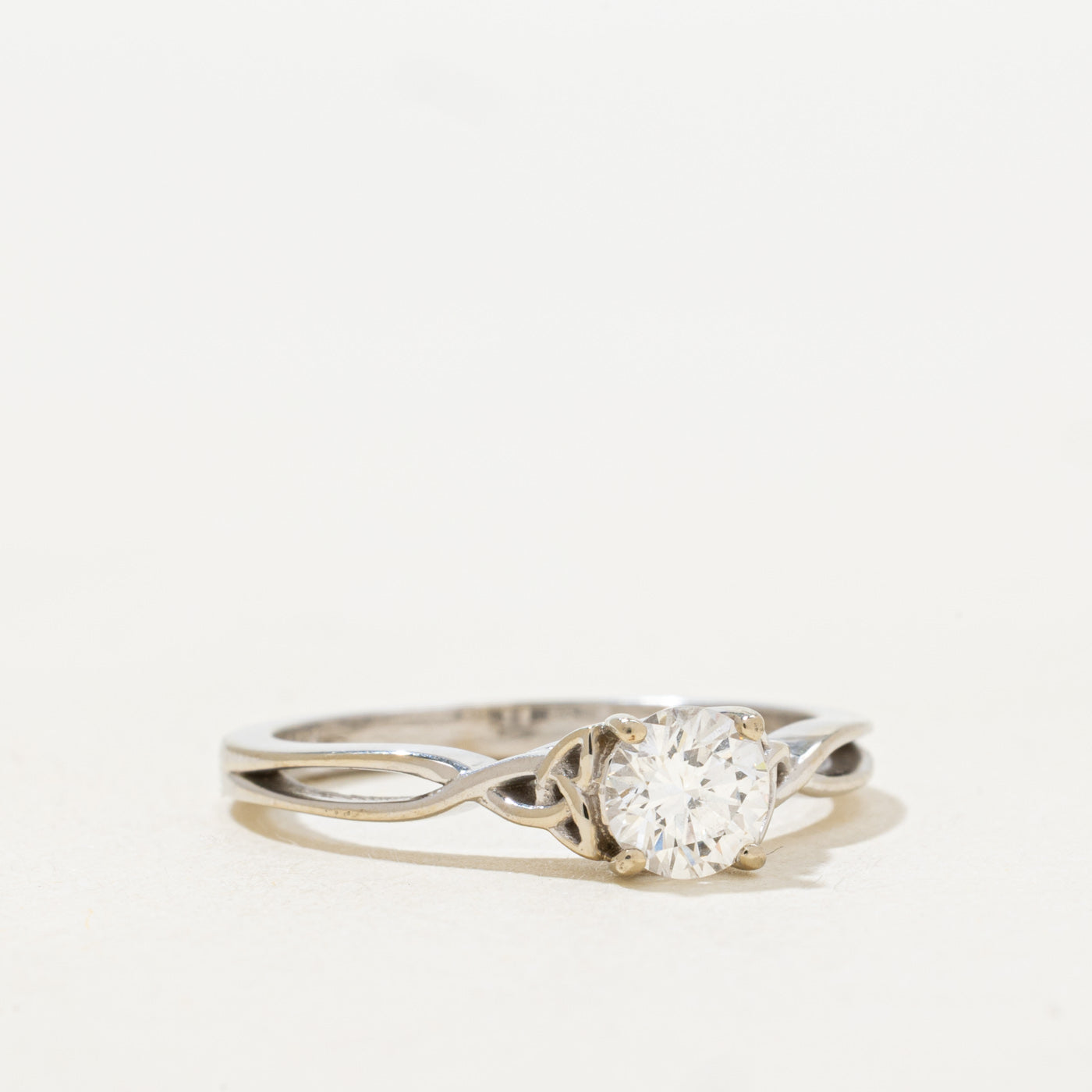 Solitaire Diamond Twisted Ring | 0.52ct | SZ 6.75 |