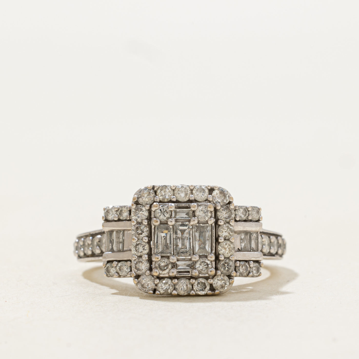 Illusion Set Diamond Cluster Halo Ring | 1.0ctw | SZ 6.0 |