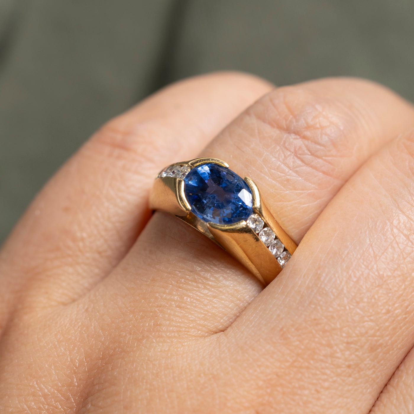 18k East West Oval Cut Sapphire & Diamond Ring | 2.42ct, 0.32ctw | SZ 8.25