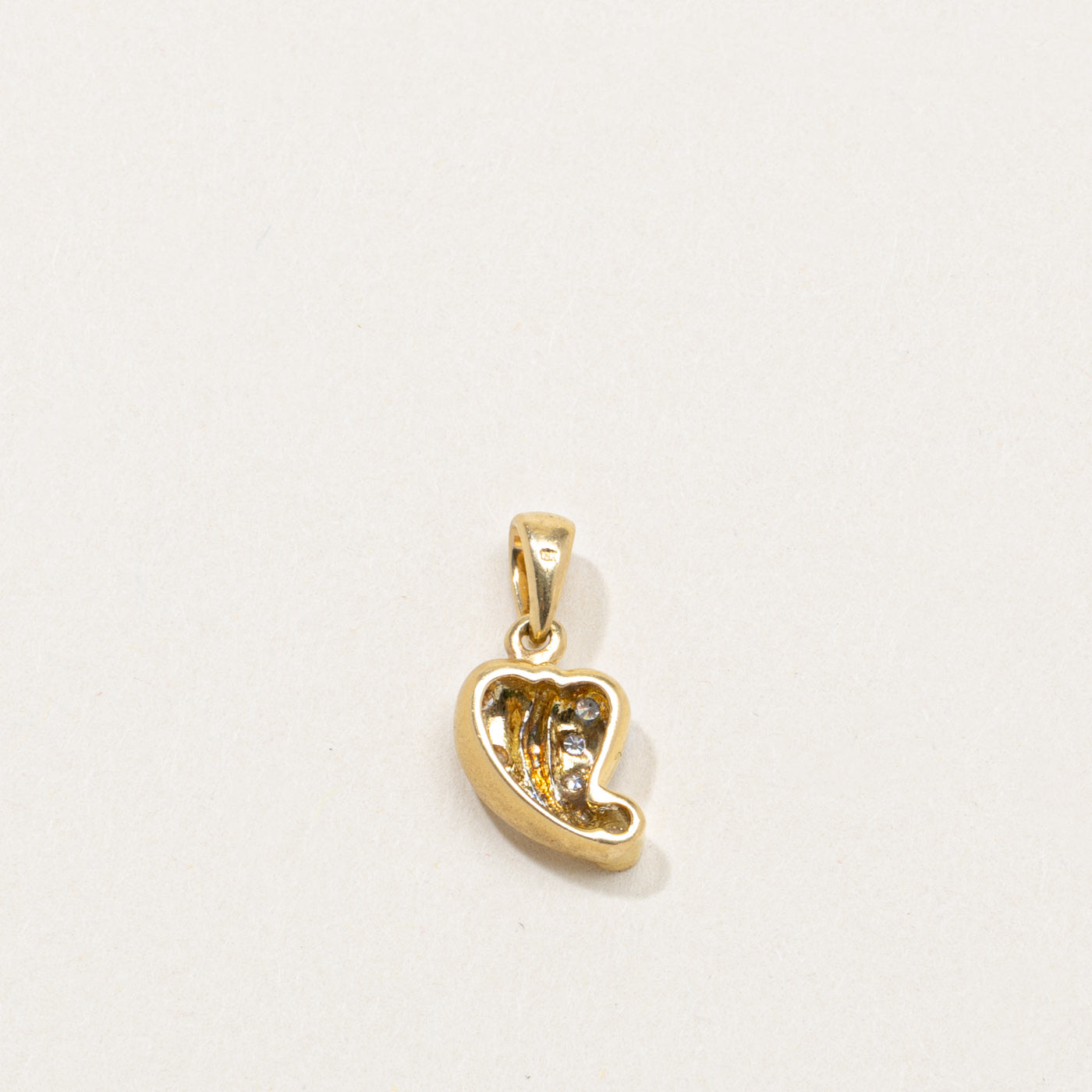 18k Diamond Curved Heart Pendant