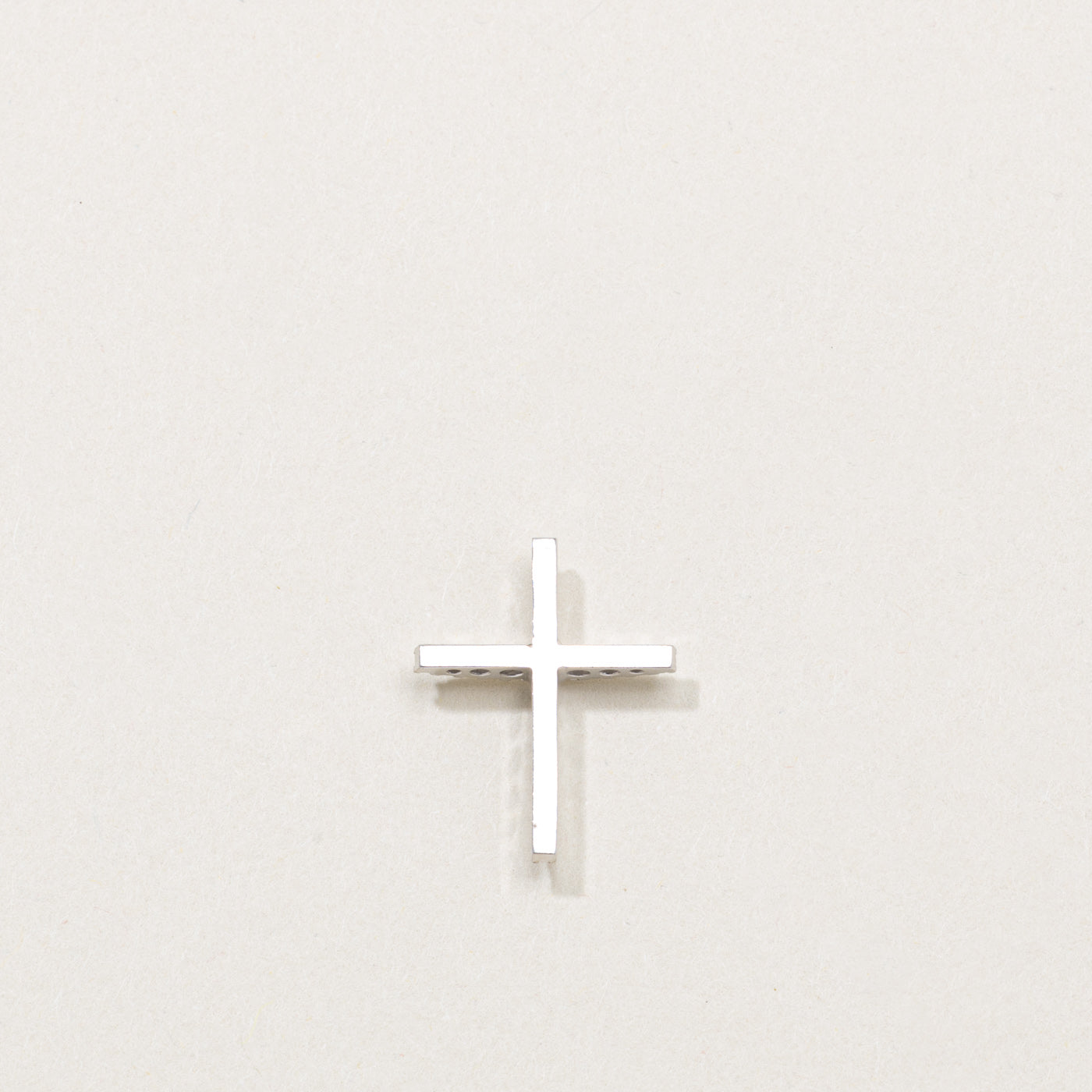 18k White Gold Diamond Cross Pendant