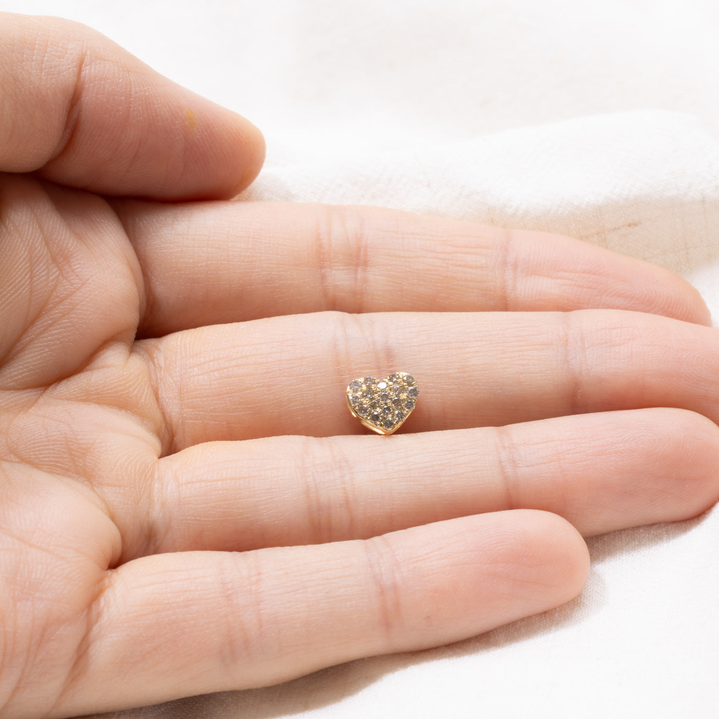 18K Pavé Set Diamond Heart Pendant