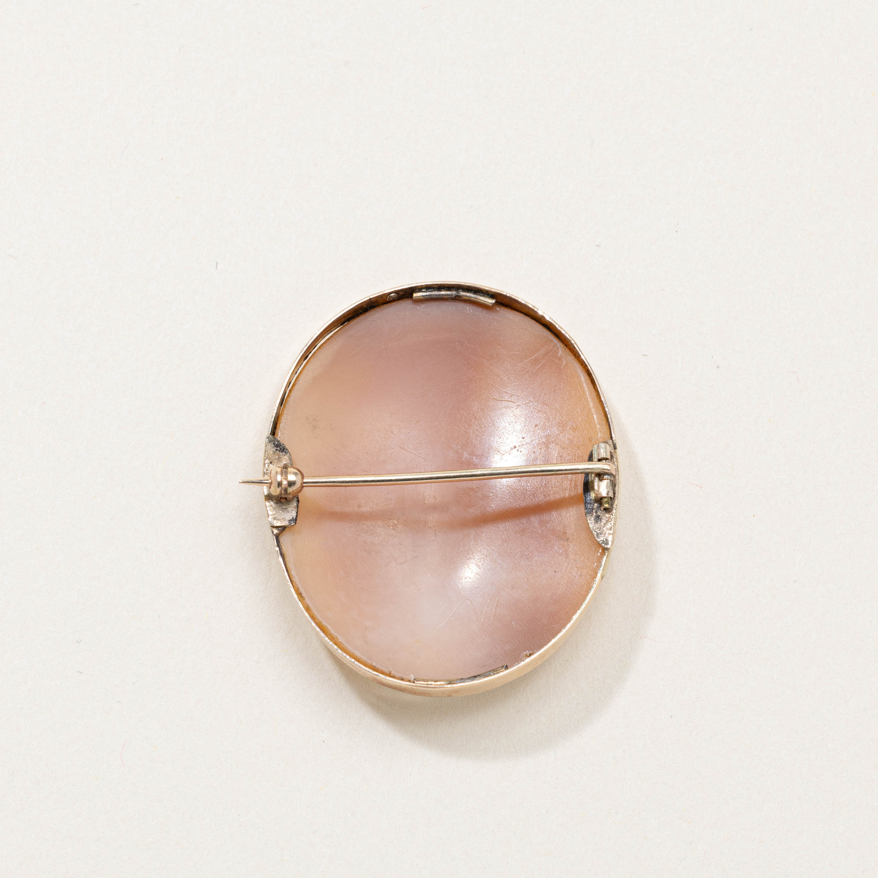 9k Artemis Shell Cameo Brooch | 15.00ct