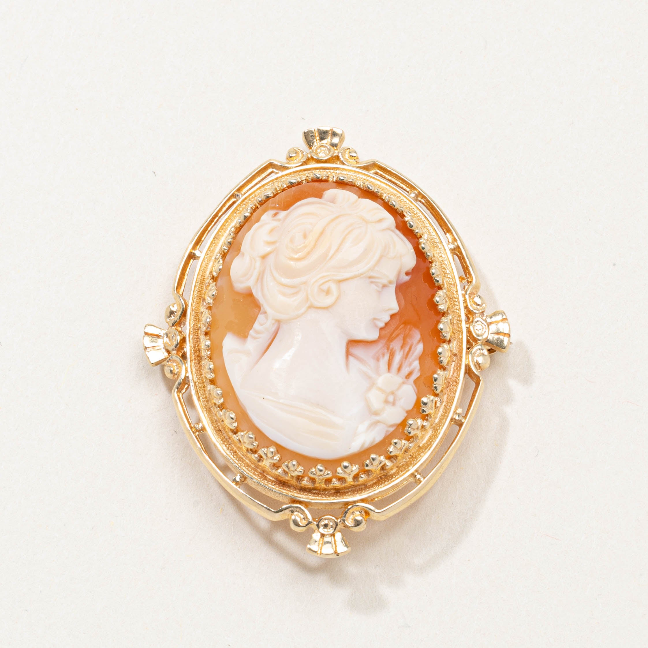 Pendentif orné camée coquillage victorien en or 14 carats (9141-36) | 14,00 ct