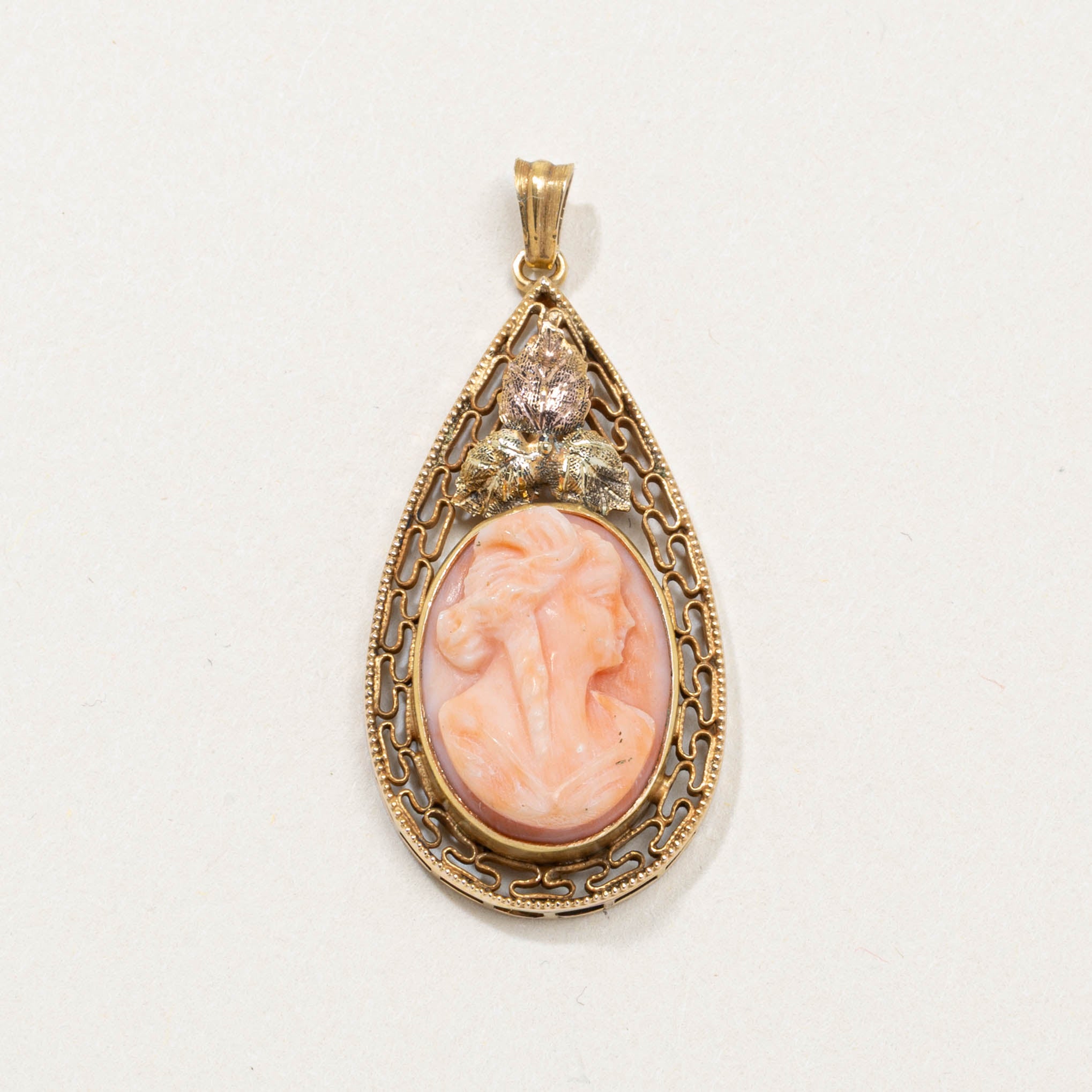Pendentif en or 14 carats, référence 9141-44, motif floral/feuille en corail | 7,00 ct