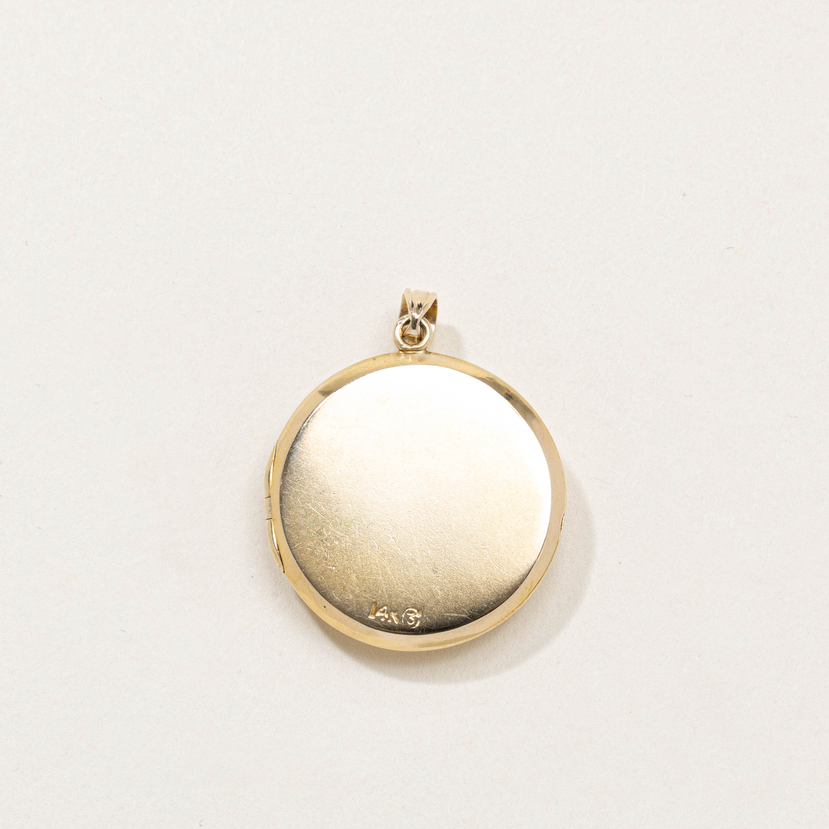 Pendentif camée ovale en coquillage taille coquillage 9141-46 | 4,00 ct